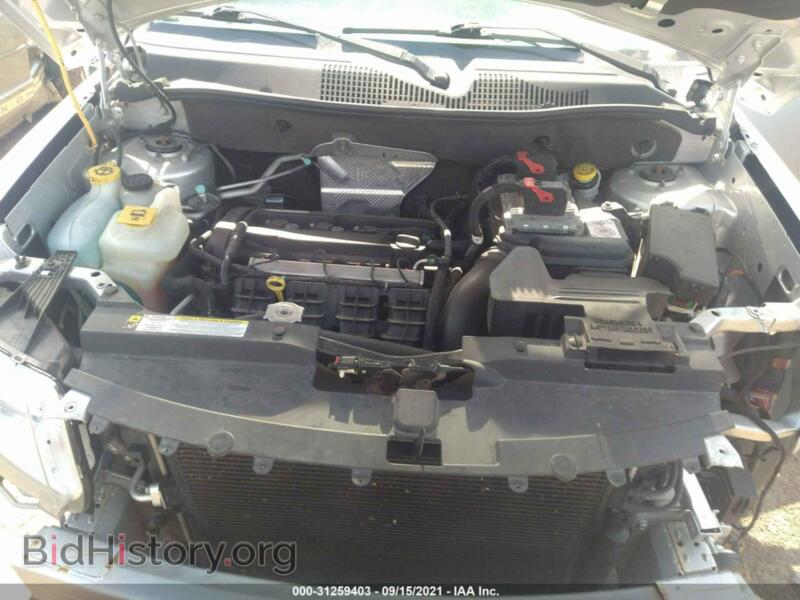 2011 Jeep COMPASS (VIN 1J4NT1FA2BD150992) — photo 10 of 12