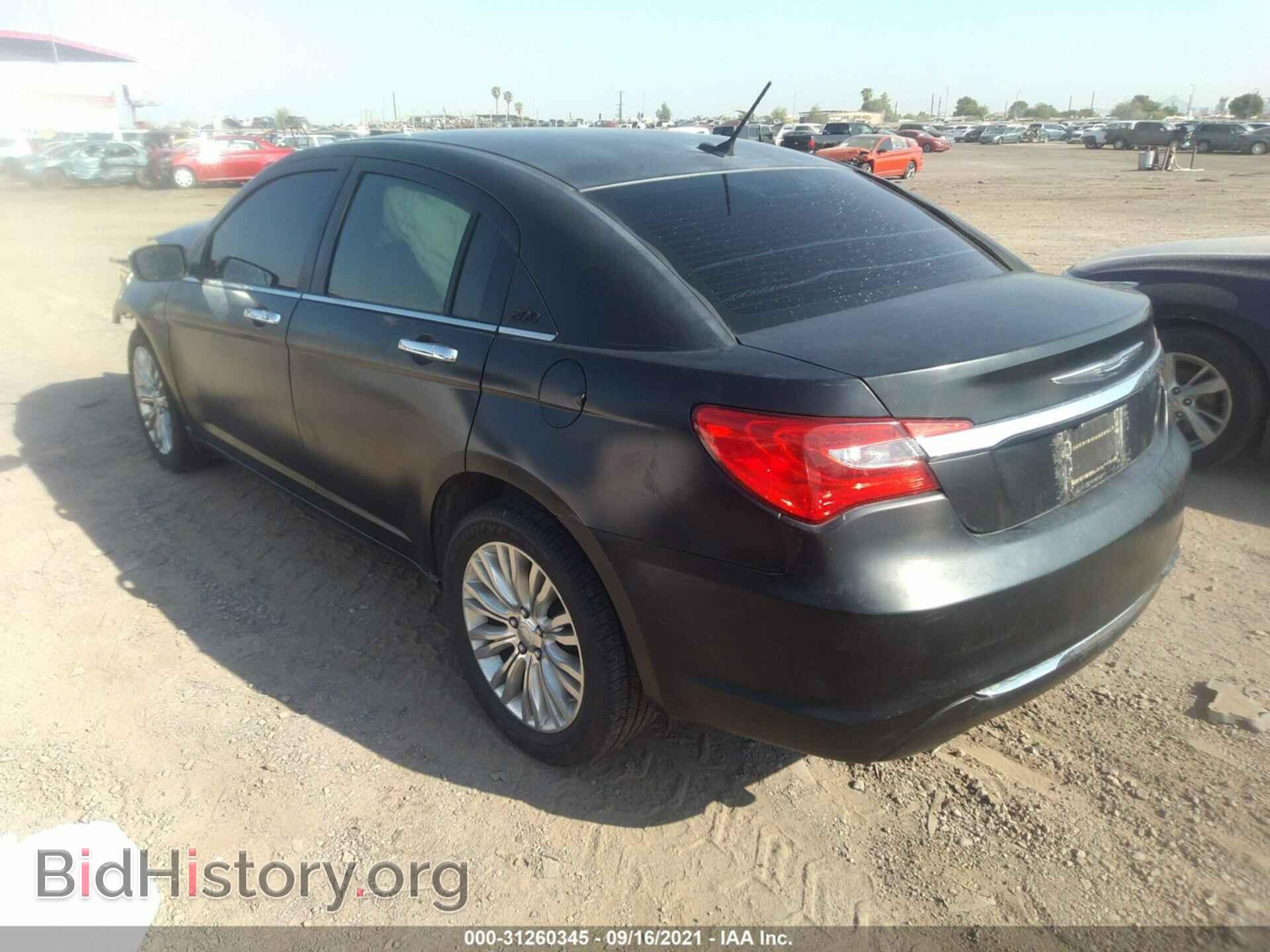 2011 CHRYSLER 200 - VIN: 1C3BC2FG7BN619611 - Фото 3