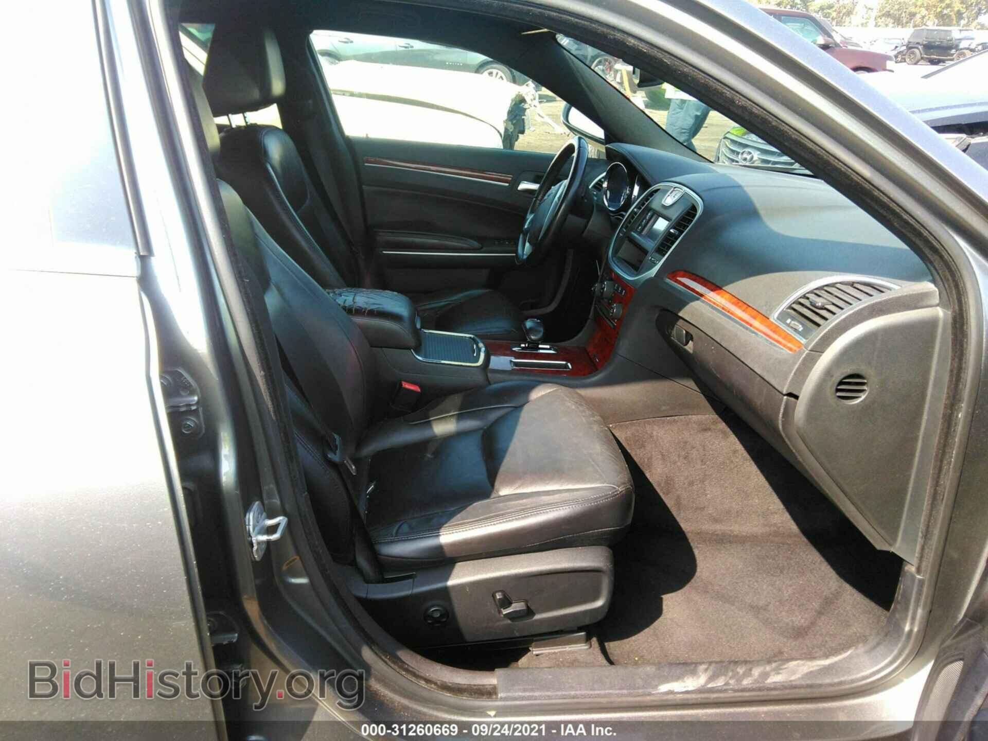 2012 CHRYSLER 300 - VIN: 2C3CCACG1CH191712 - Фото 5
