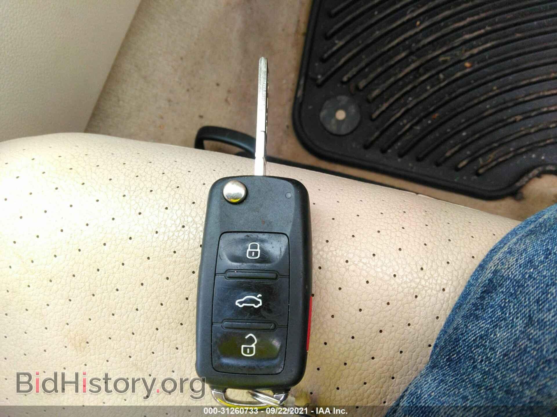 2013 VOLKSWAGEN PASSAT - VIN: 1VWBP7A32DC060871 - Фото 11