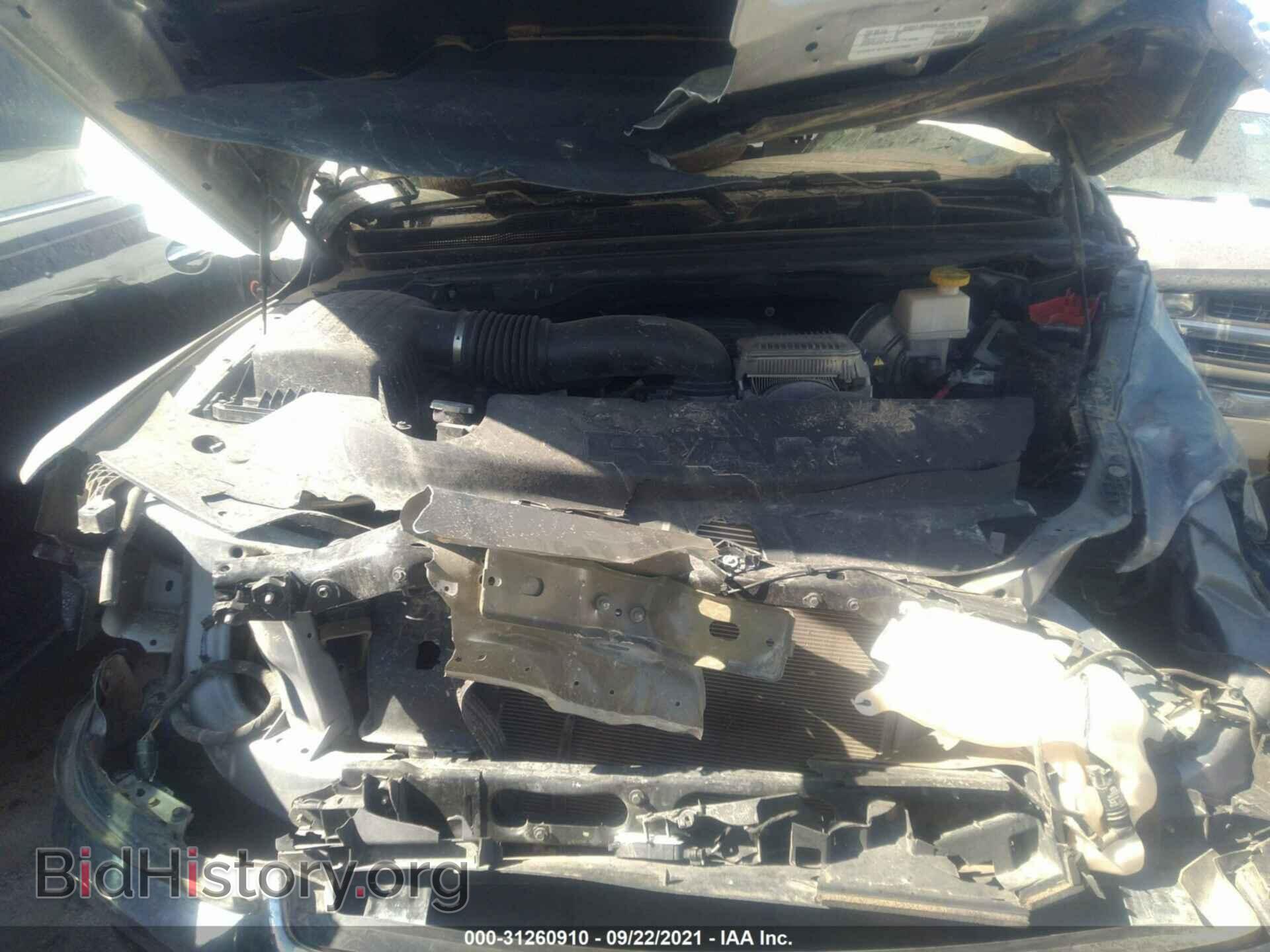 2020 RAM 1500 - VIN: 1C6SRFFT7LN360657 - Фото 10