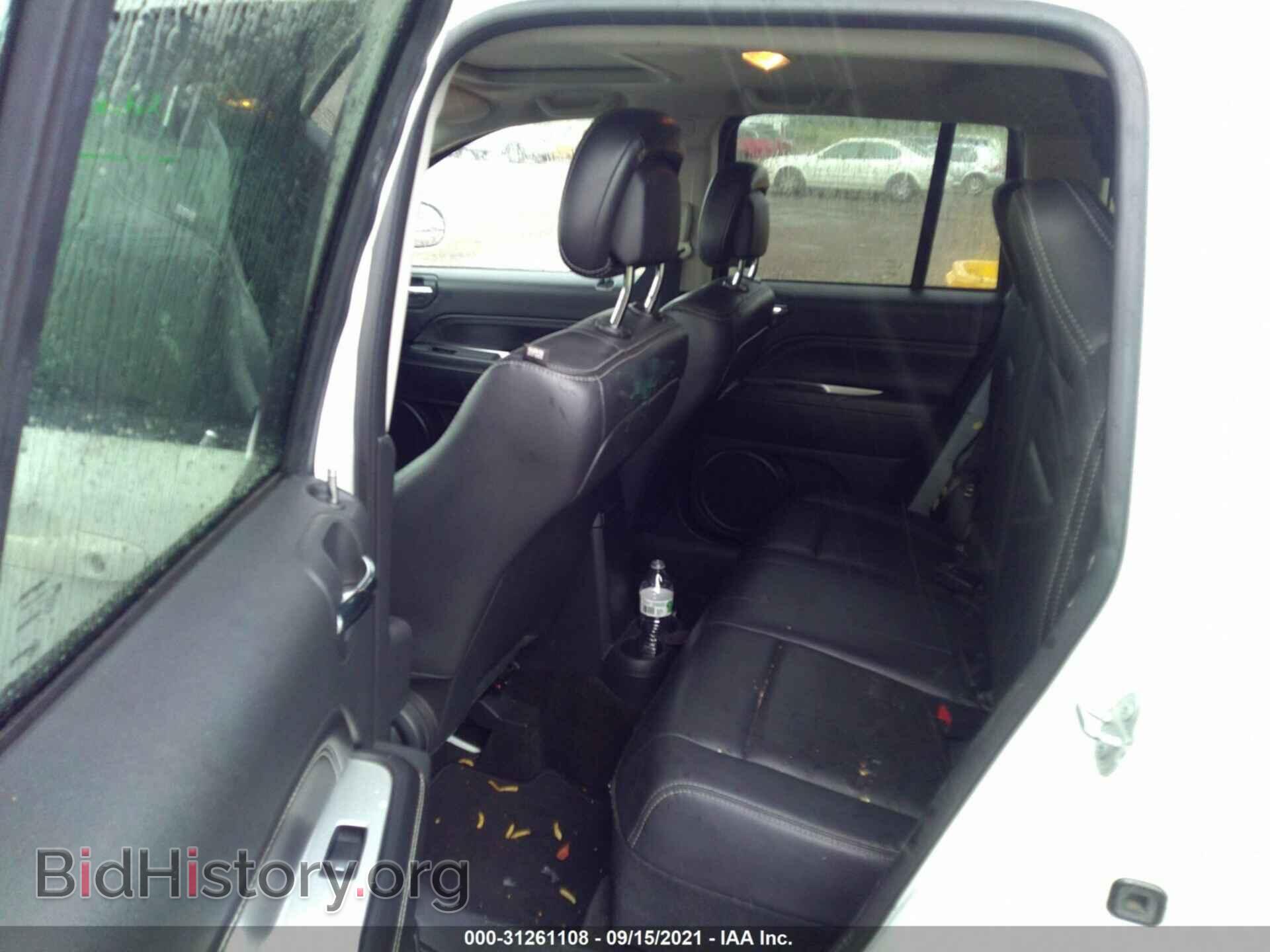 2015 JEEP COMPASS - VIN: 1C4NJDEB0FD366451 - Photo 8