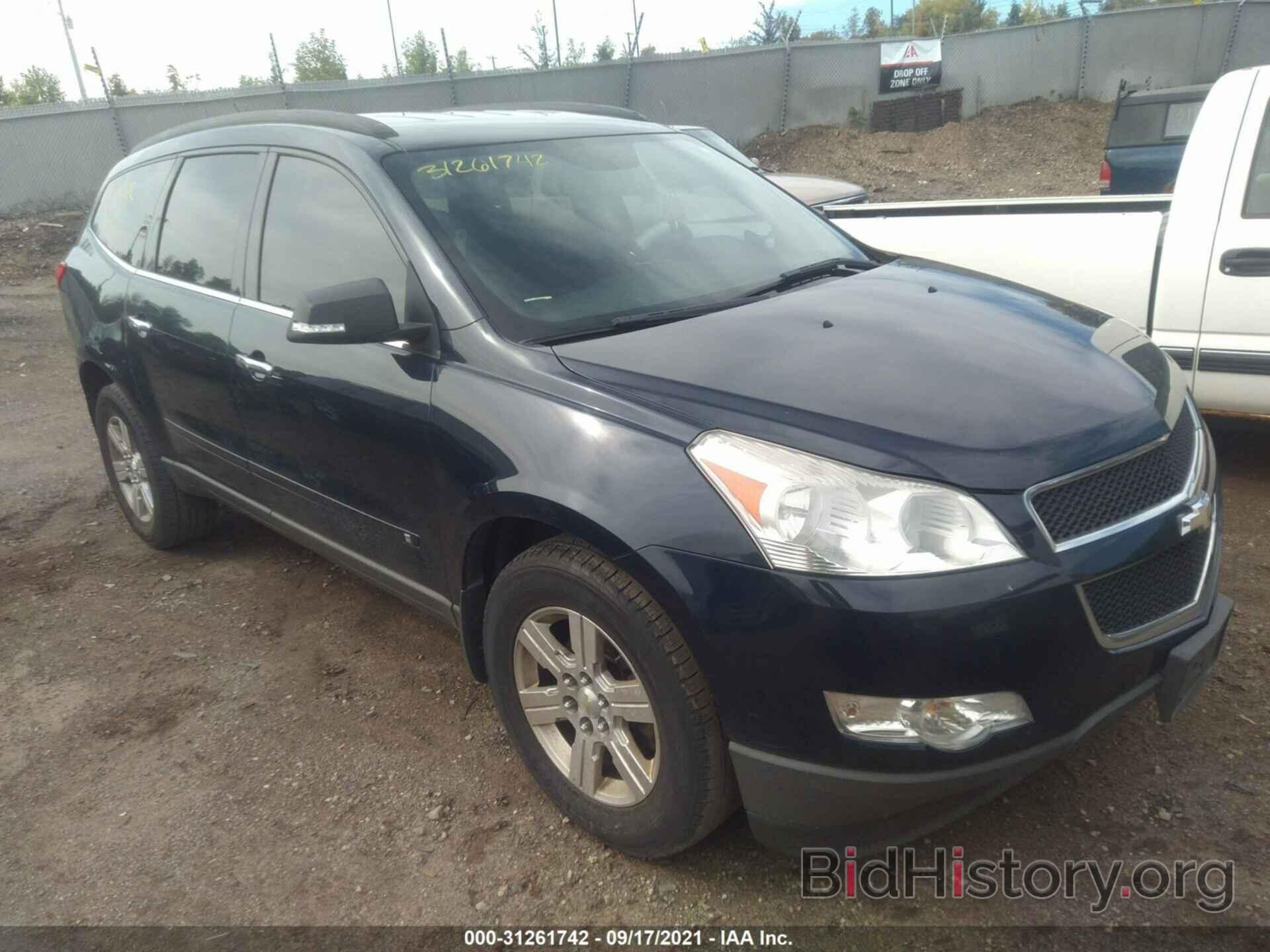 Photo 1GNLVFED4AS153877 - CHEVROLET TRAVERSE 2010