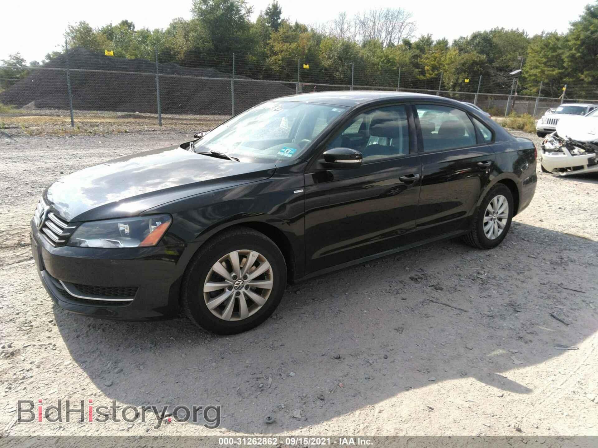 2013 VOLKSWAGEN PASSAT - VIN: 1VWAP7A35DC132660 - Фото 2