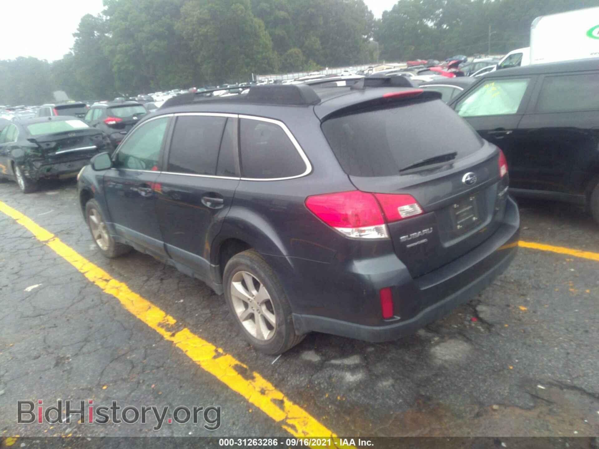 2013 SUBARU OUTBACK - VIN: 4S4BRBKCXD3315938 - Фото 3