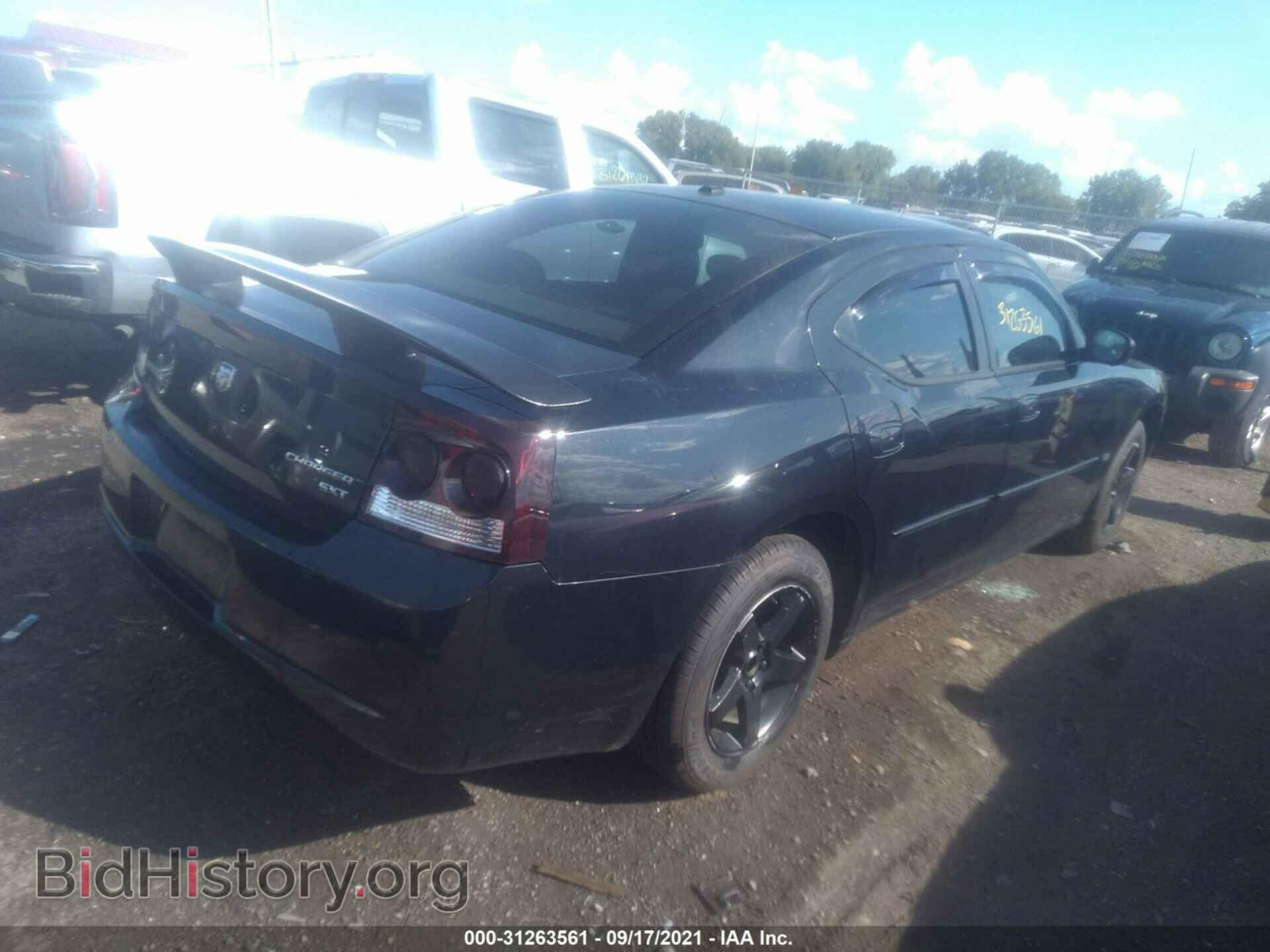 2010 DODGE CHARGER - VIN: 2B3CA3CV2AH107746 - Фото 4