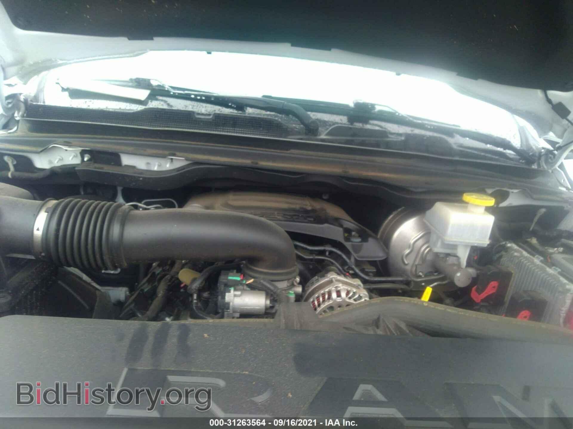 2019 RAM 1500 - VIN: 1C6SRFJT9KN674879 - Фото 10