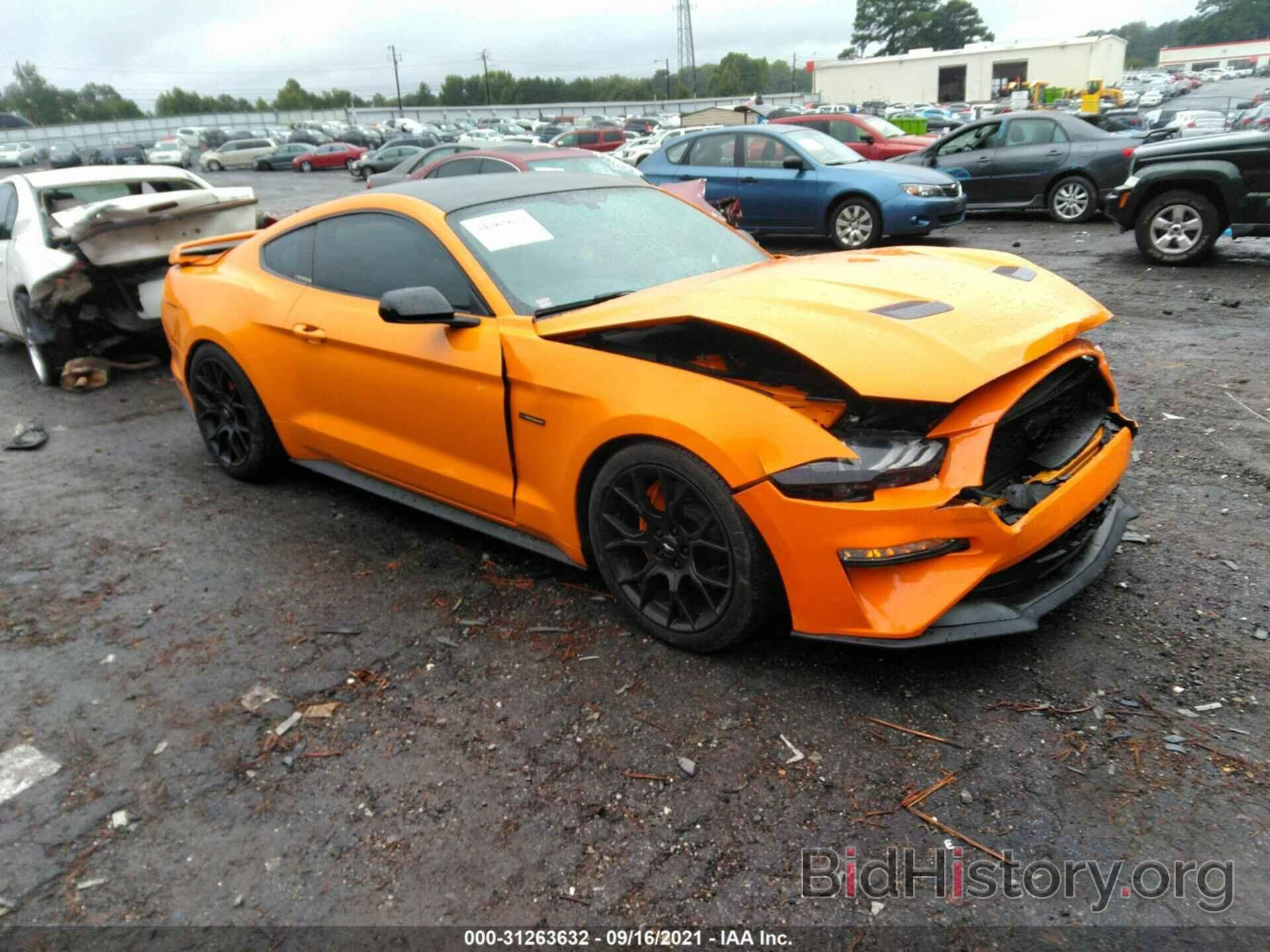 Photo 1FA6P8TH2J5101072 - FORD MUSTANG 2018