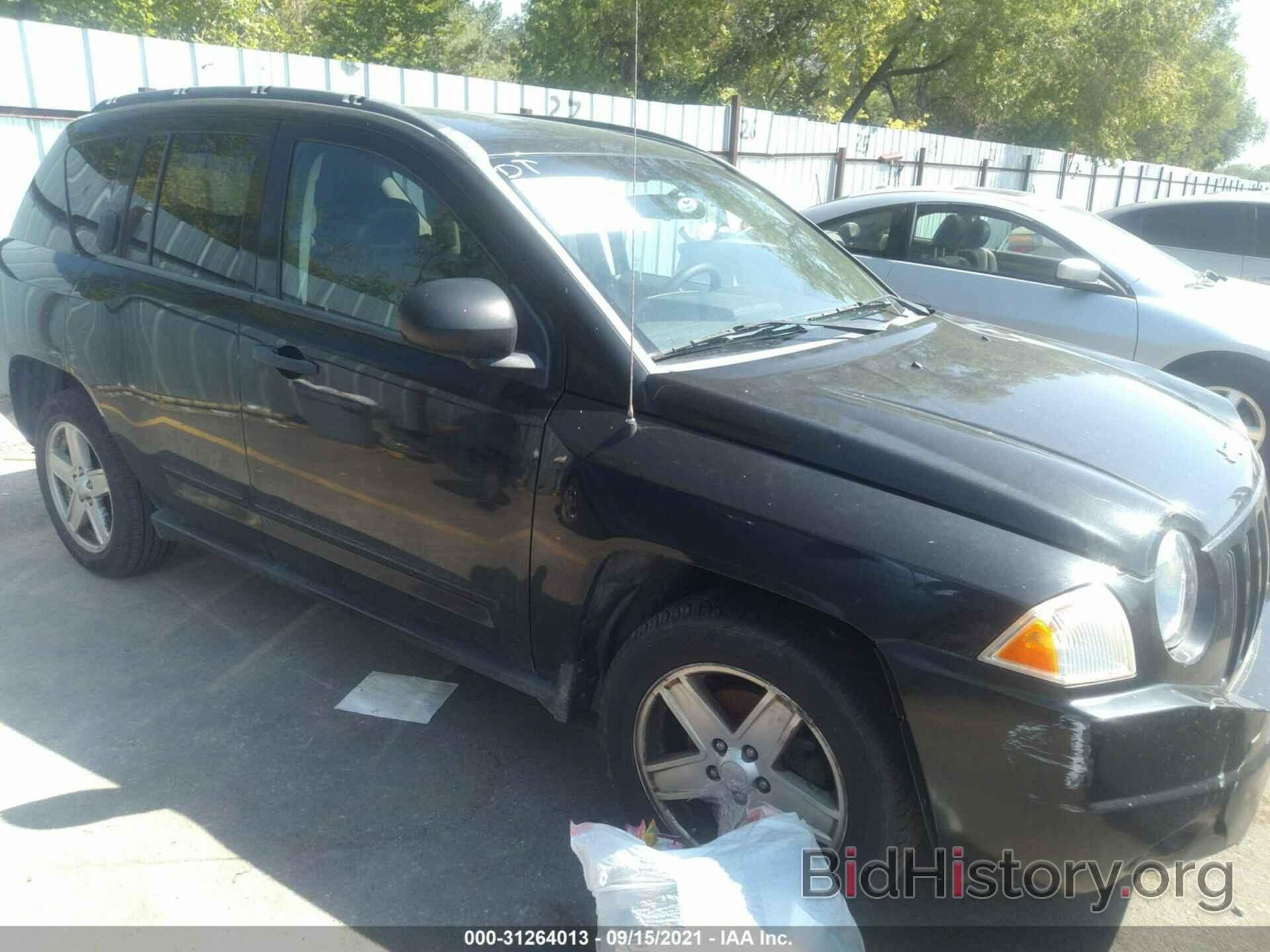 Photo 1J8FT47W08D529318 - JEEP COMPASS 2008