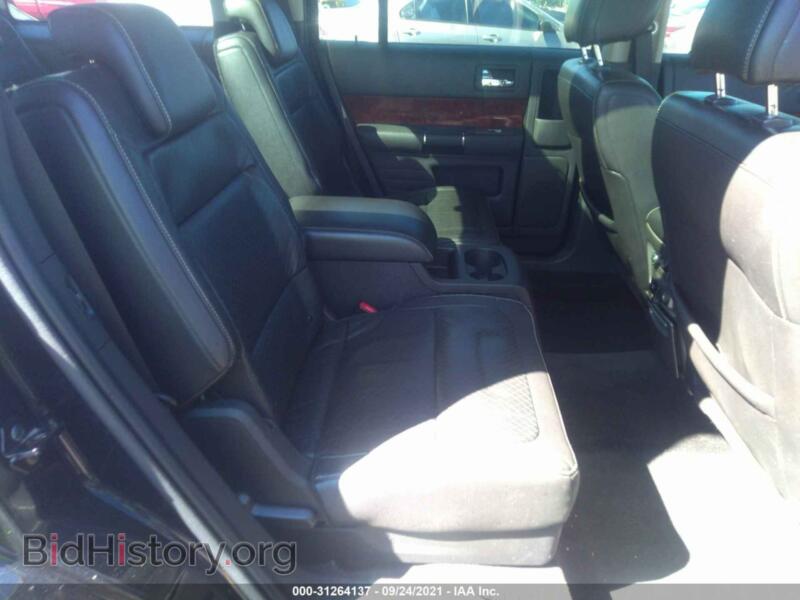 2010 Ford FLEX (VIN 2FMGK5DC9ABA67606) — фото 8 из 11