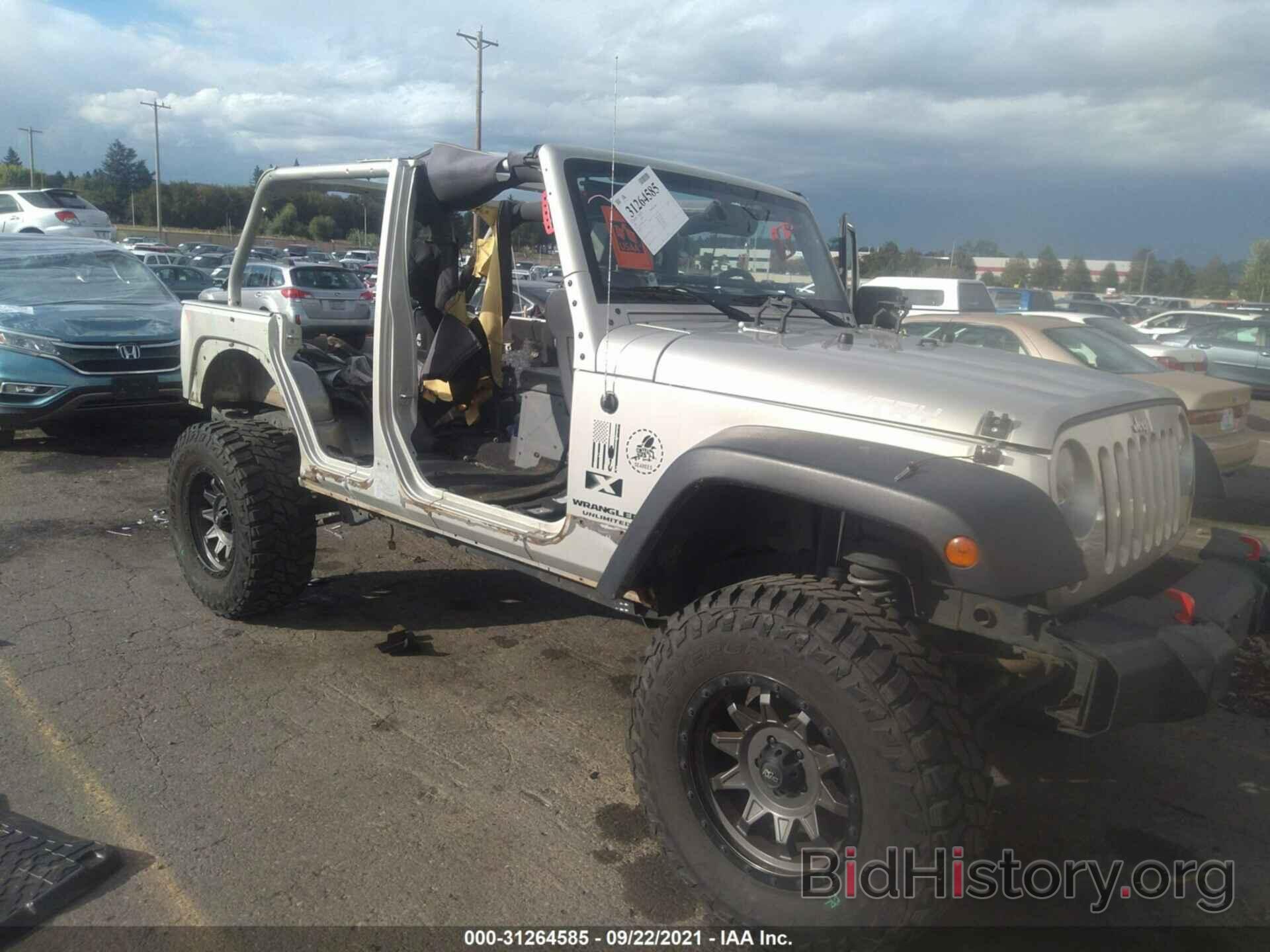 Фотография 1J4GA39187L113643 - JEEP WRANGLER 2007