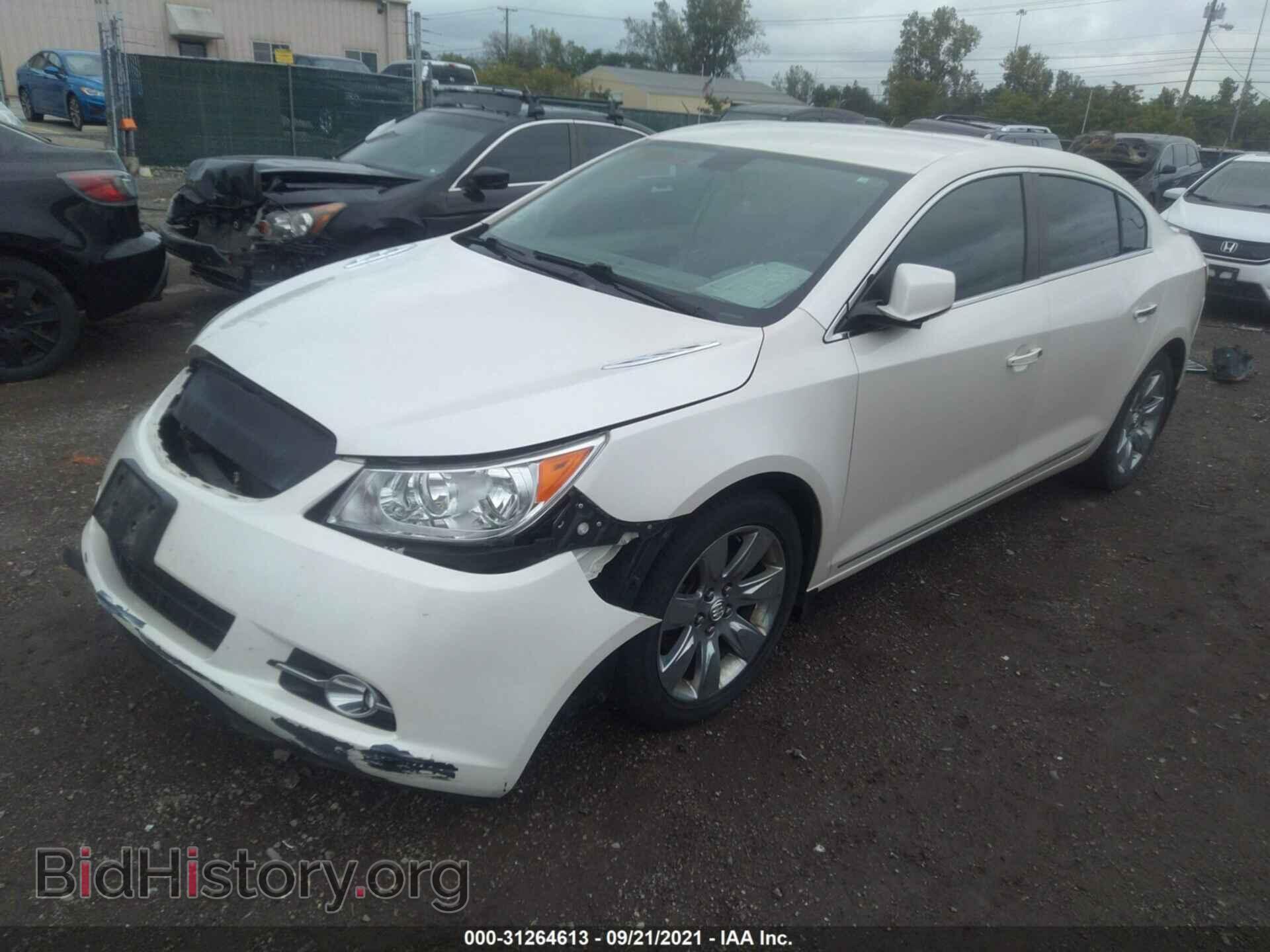 2011 BUICK LACROSSE - VIN: 1G4GC5EC1BF272557 - Фото 2