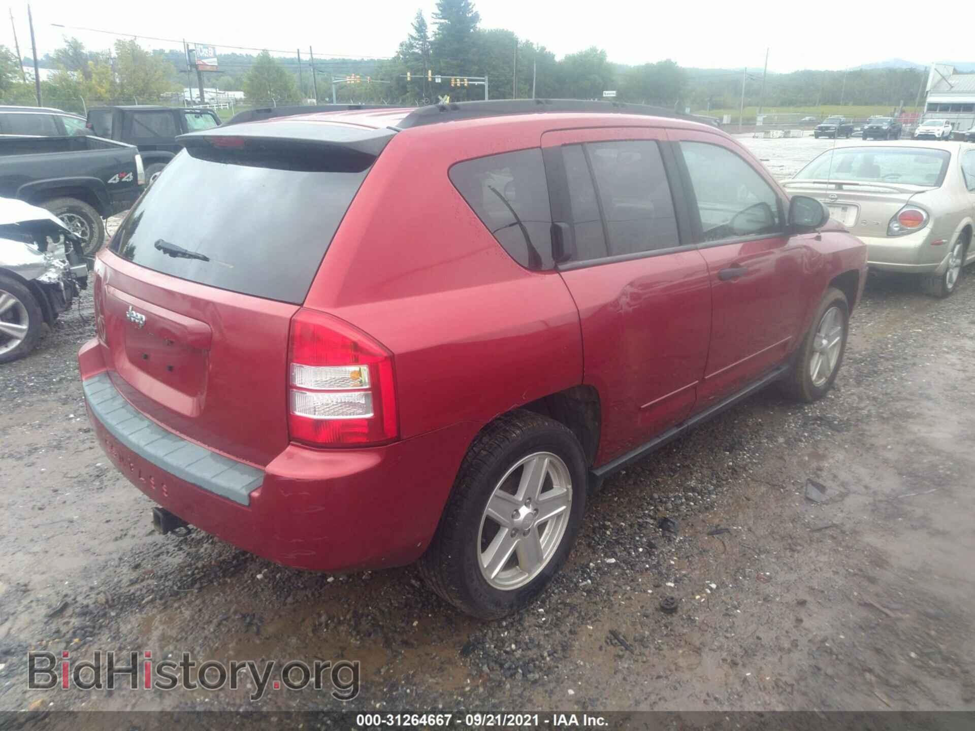2008 JEEP COMPASS - VIN: 1J8FT47W28D706466 - Фото 4