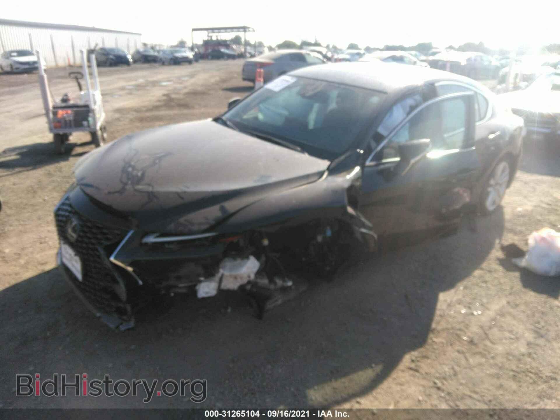 2021 LEXUS IS - VIN: JTHC81F21M5046903 - Фото 2