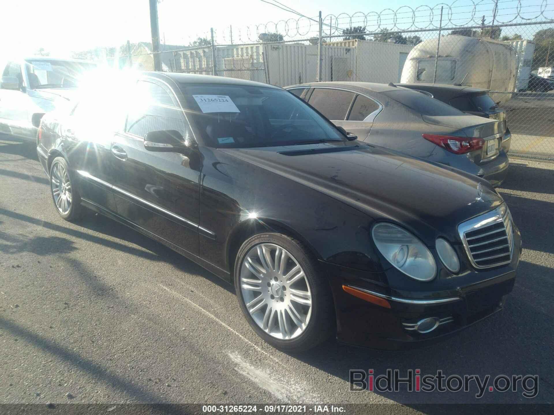 Photo WDBUF56X37B142566 - MERCEDES-BENZ E-CLASS 2007