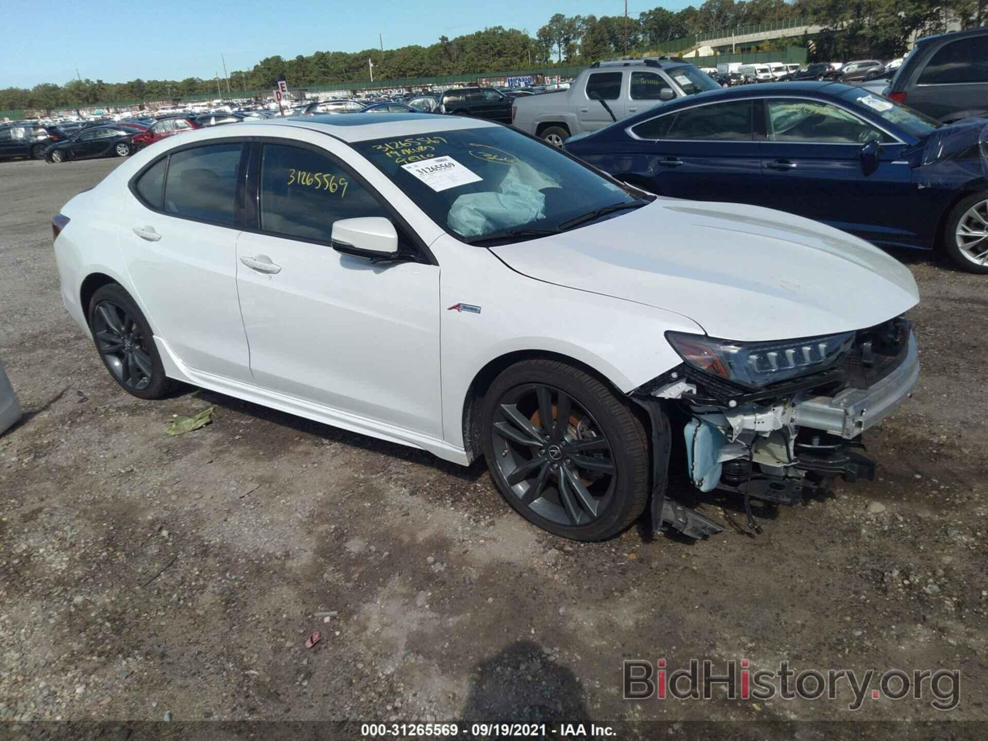 Photo 19UUB1F61KA001928 - ACURA TLX 2019