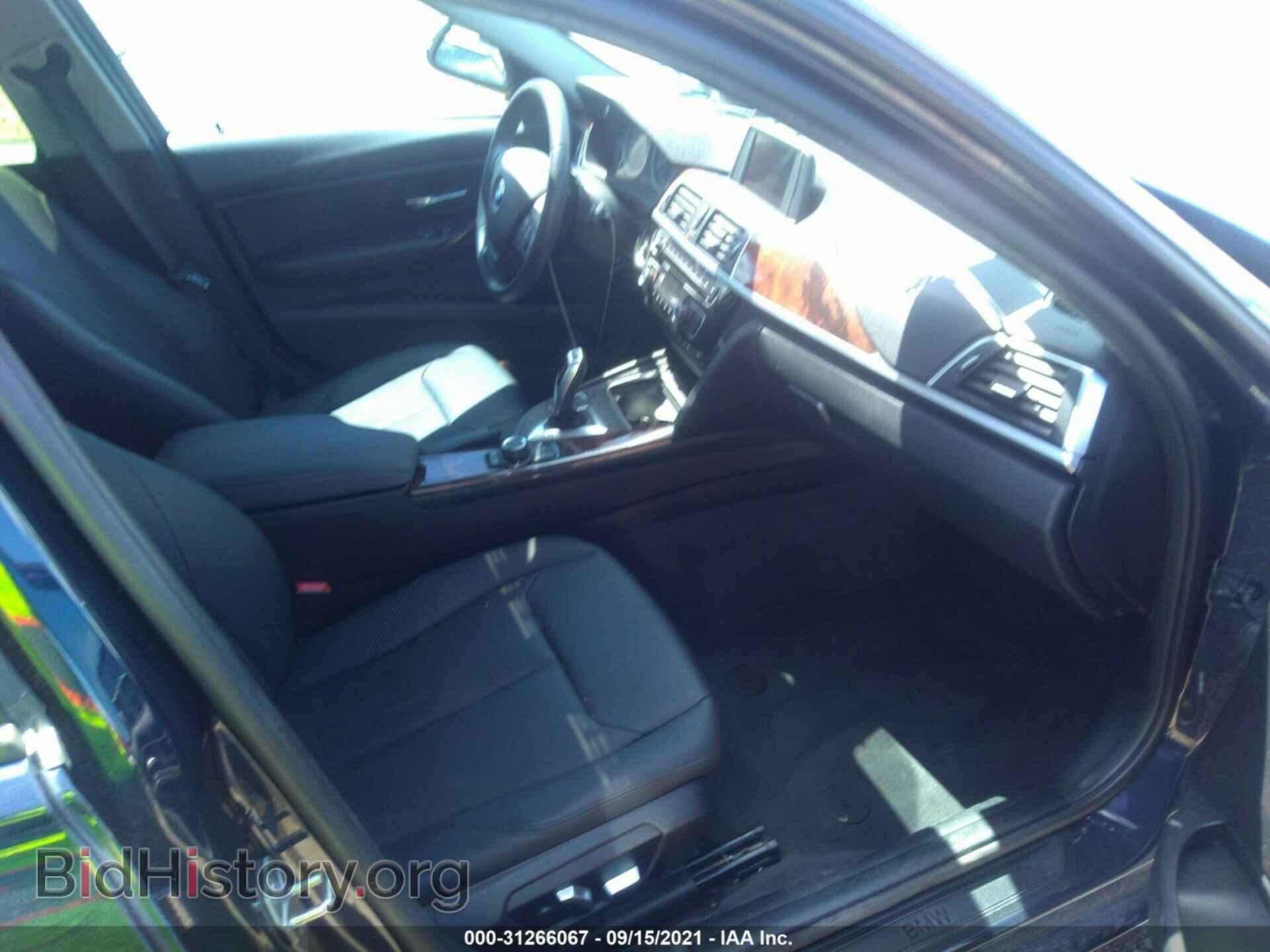 2017 BMW 3 SERIES - VIN: WBA8A9C32HK620551 - Фото 5