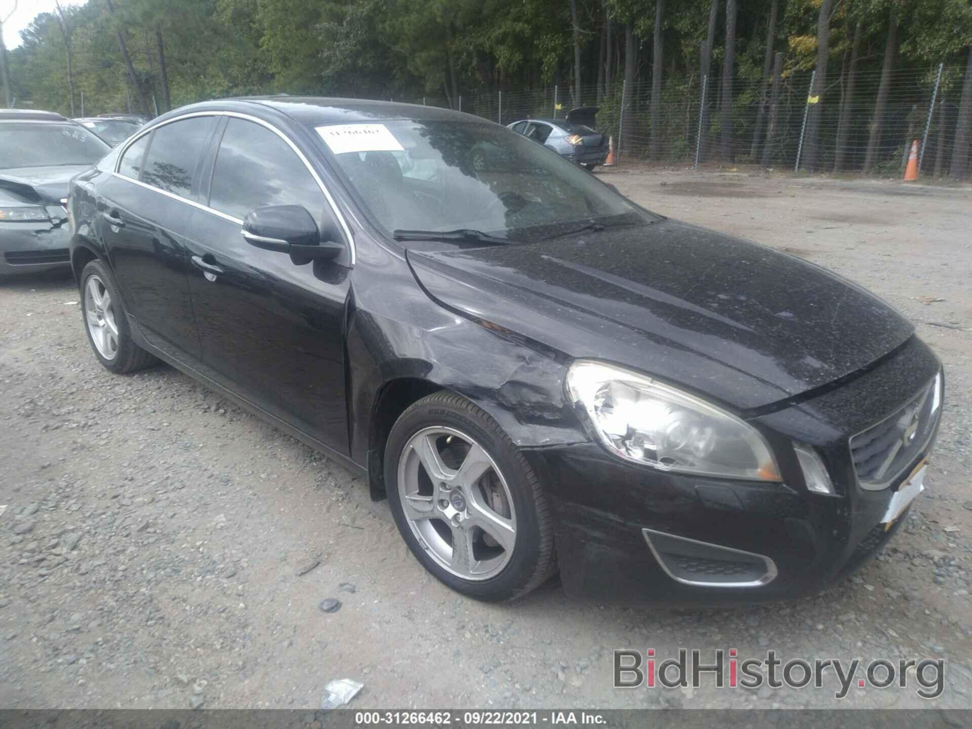 Photo YV1622FS0C2098474 - VOLVO S60 2012