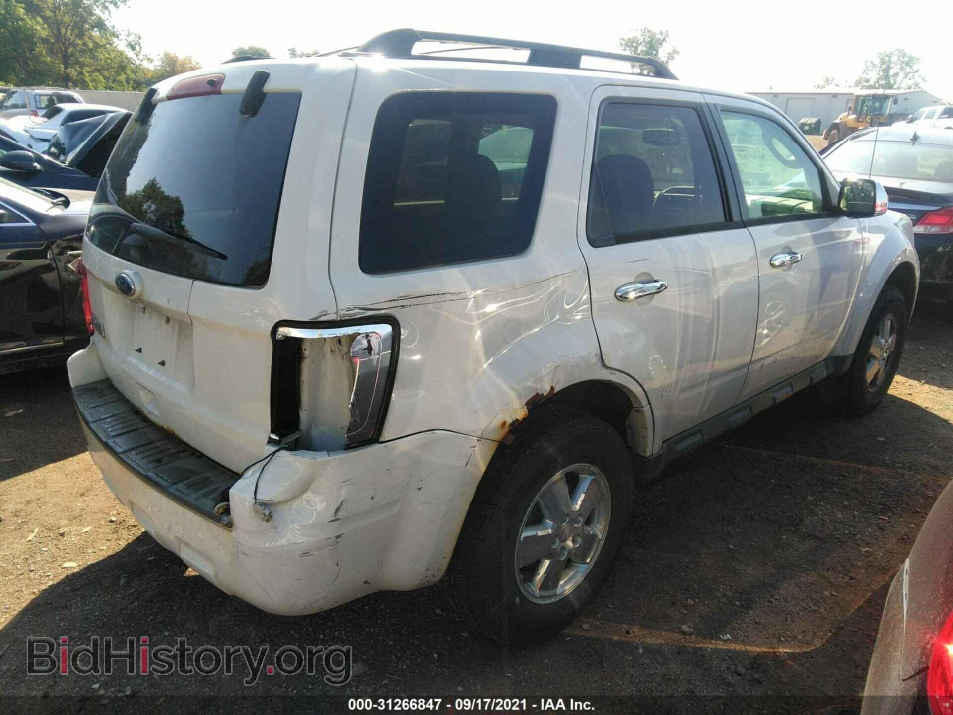 2011 FORD ESCAPE - VIN: 1FMCU0D77BKB00480 - Фото 4