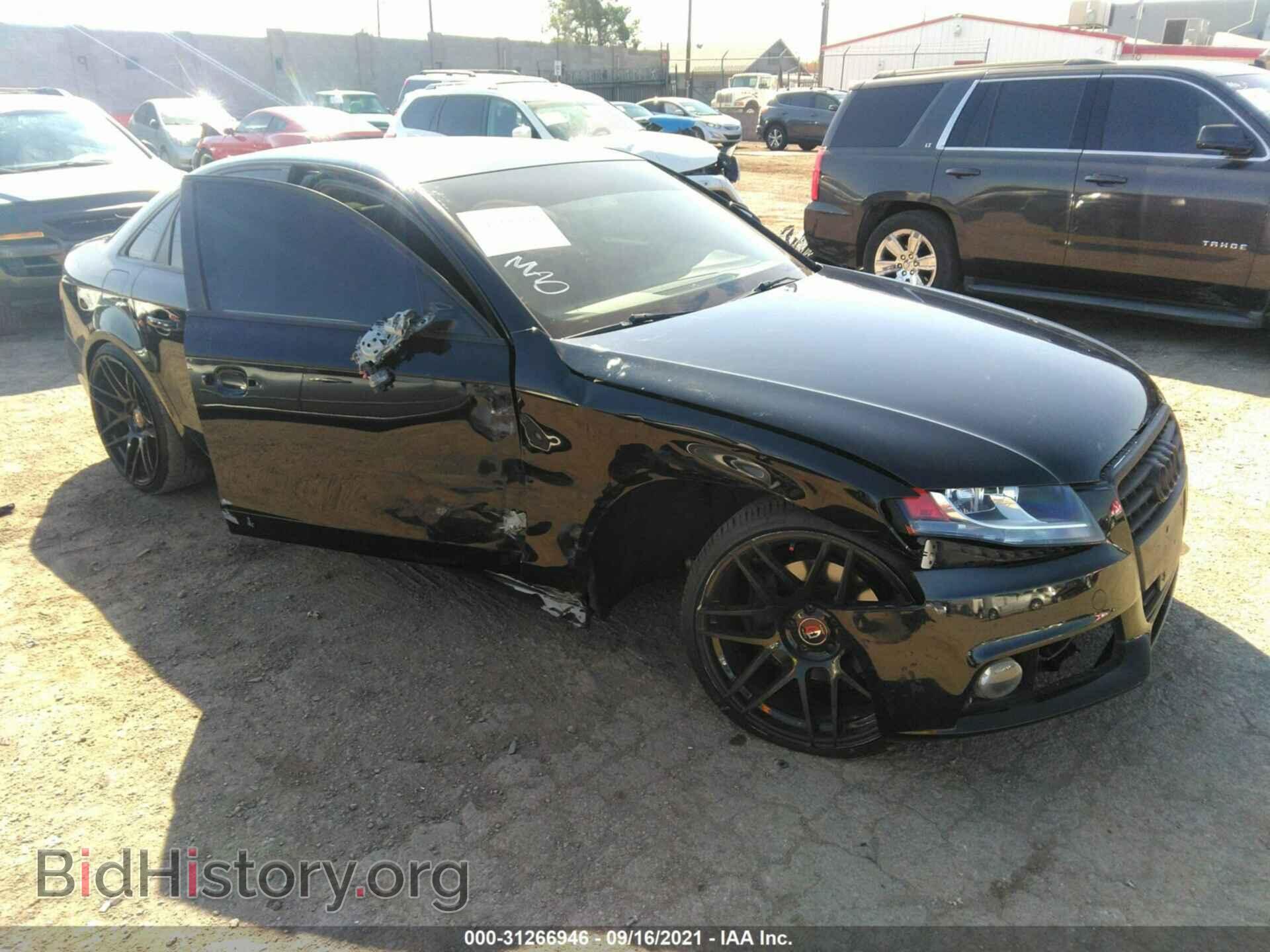 Фотография WAUAFAFL2AN027096 - AUDI A4 2010