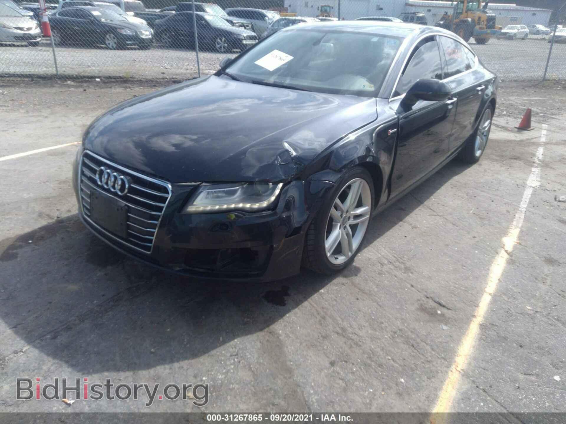 2013 AUDI A7 - VIN: WAUYGAFC1DN065435 - Фото 2