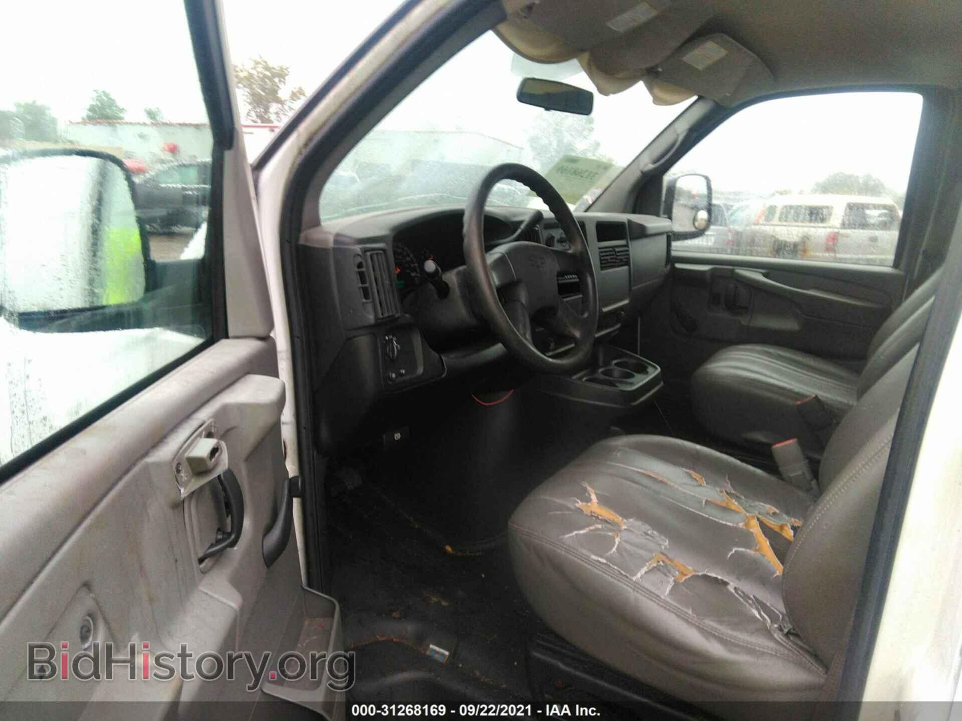 2007 CHEVROLET EXPRESS CARGO VAN - VIN: 1GCGG25V371101788 - Фото 5