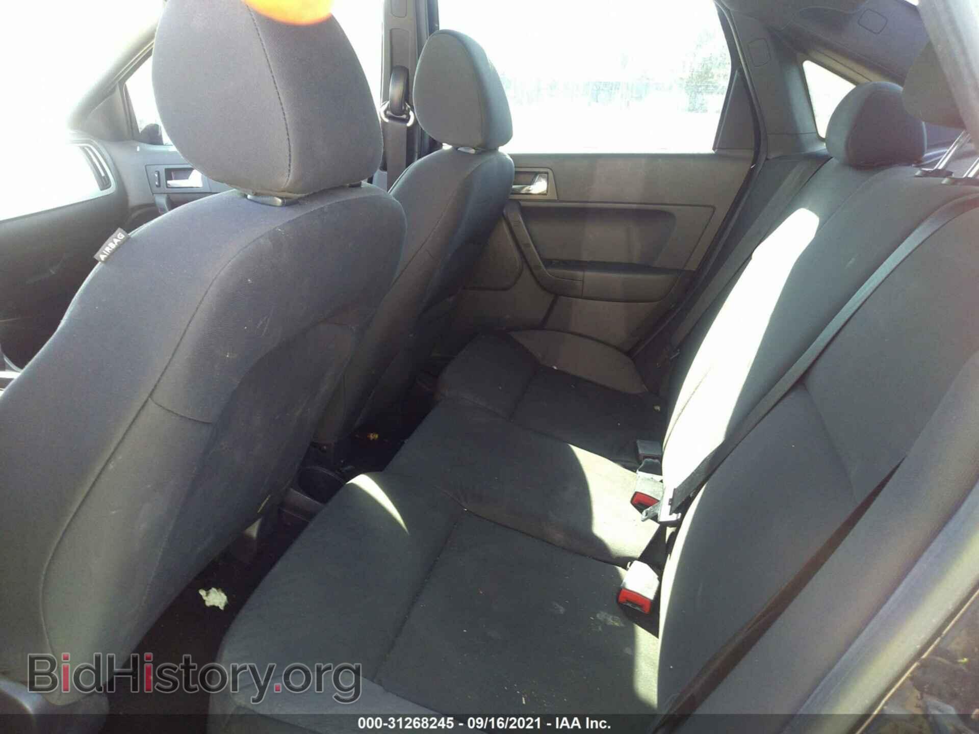 2011 FORD FOCUS - VIN: 1FAHP3GN7BW119879 - Фото 8