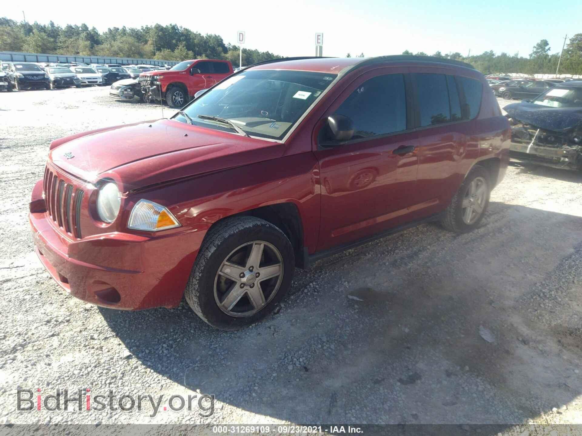 2007 JEEP COMPASS - VIN: 1J8FT47W87D145690 - Фото 2
