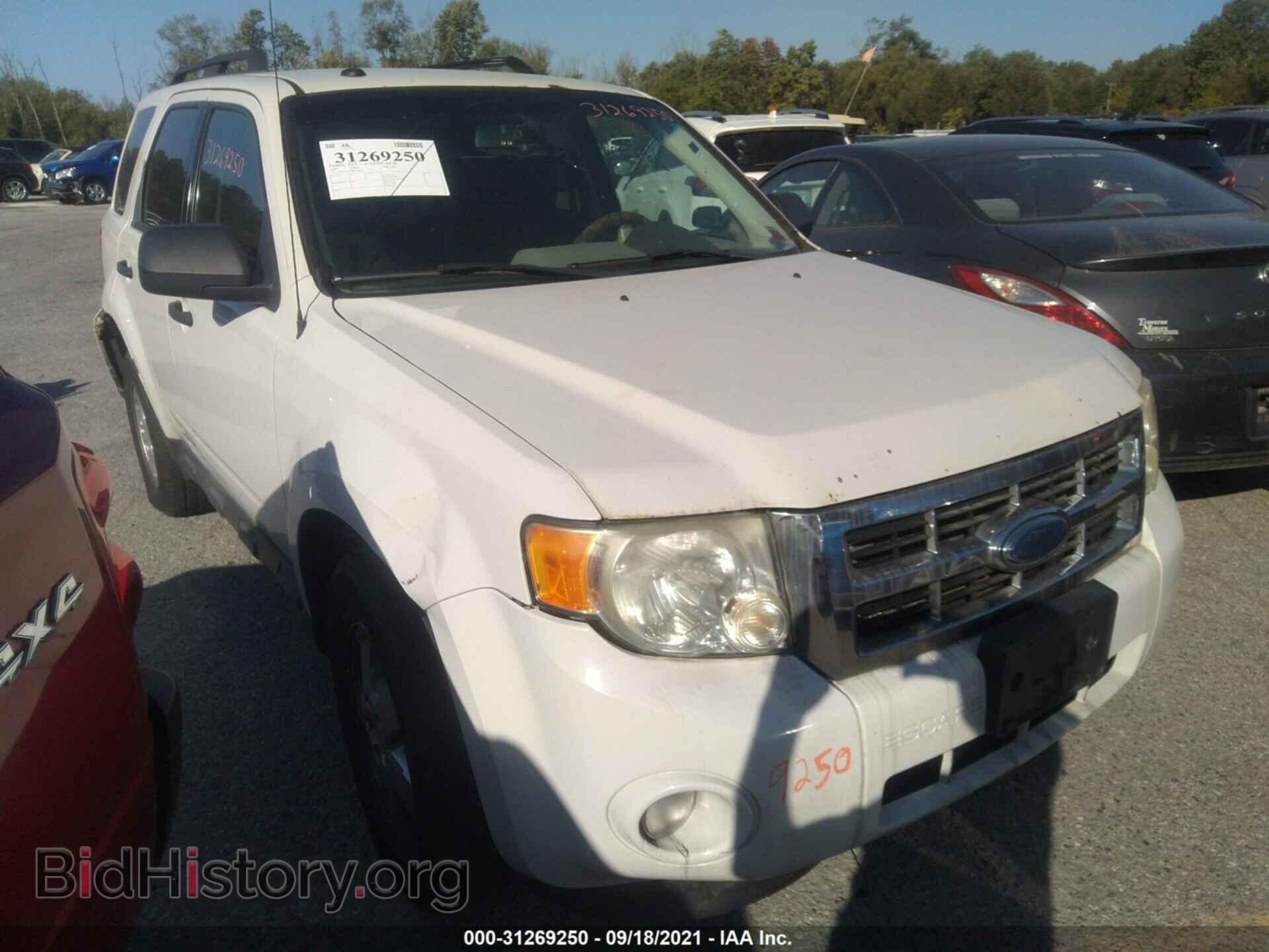 Photo 1FMCU93779KA44671 - FORD ESCAPE 2009