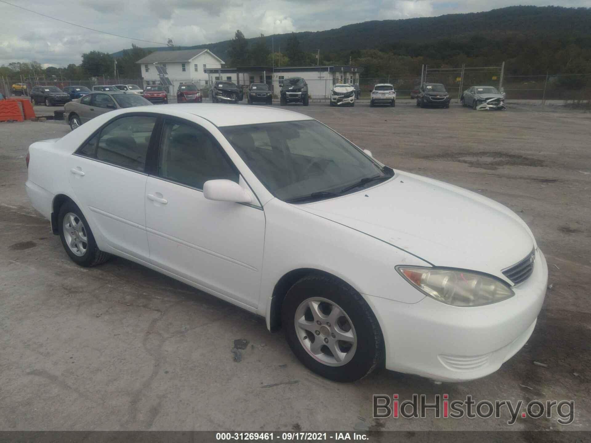 Photo 4T1BE32K86U707631 - TOYOTA CAMRY 2006