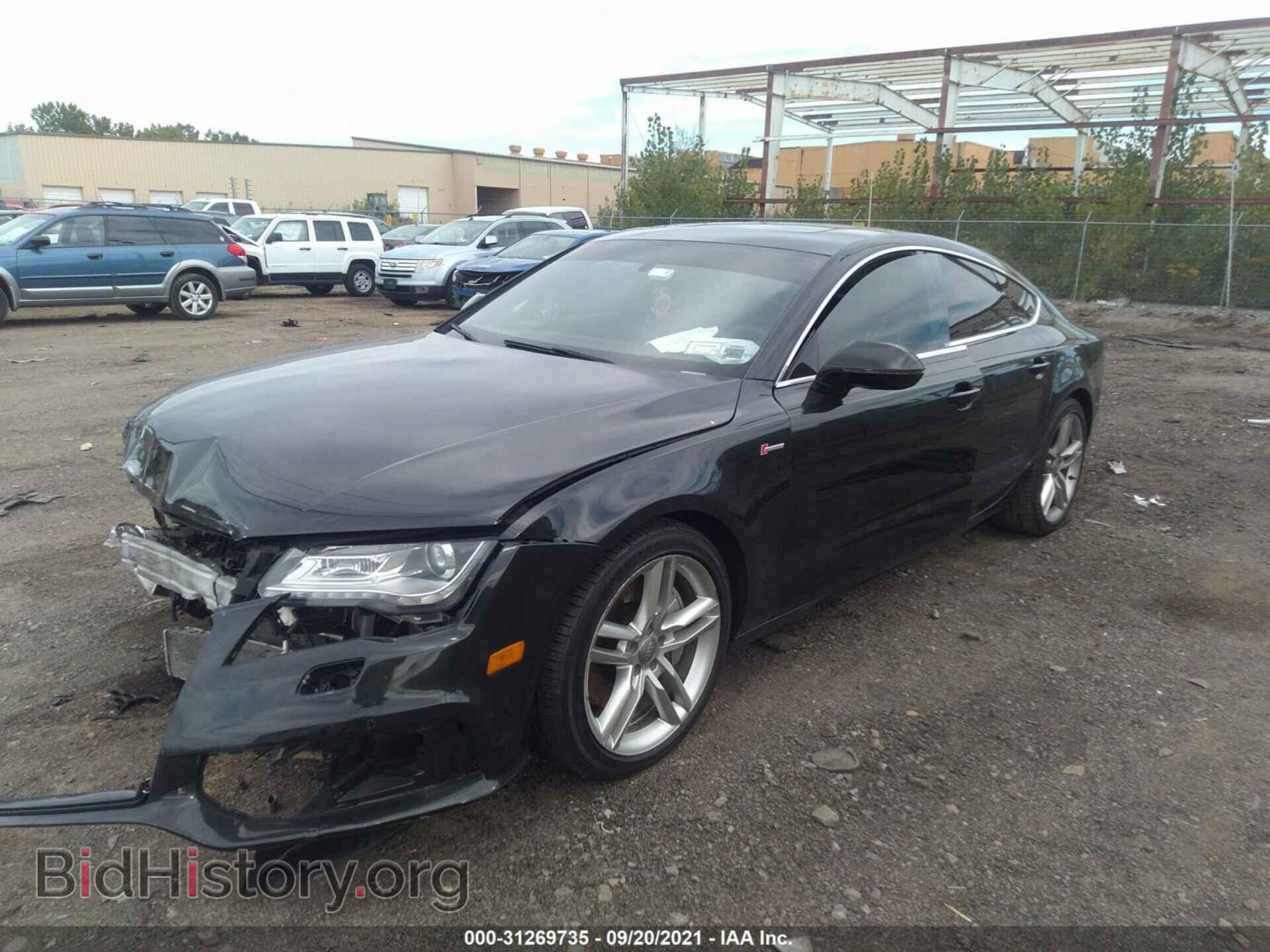 2012 AUDI A7 - VIN: WAUYGAFC6CN098056 - Фото 2