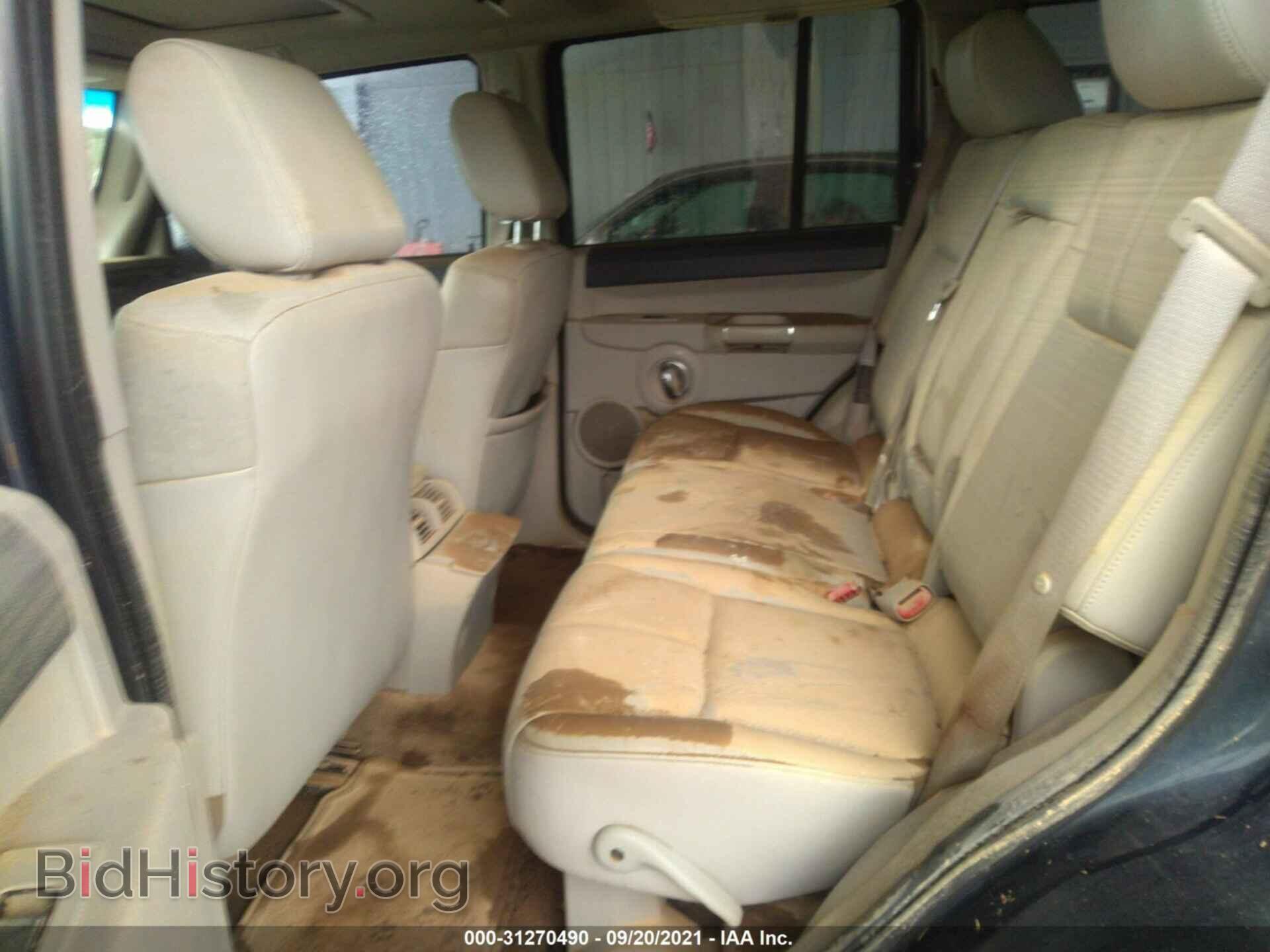 2007 JEEP COMMANDER - VIN: 1J8HG58287C529988 - Фото 8