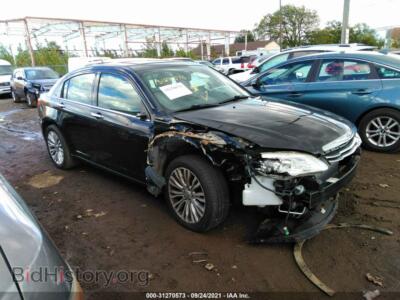 2011 Chrysler 200 Limited, черный — VIN 1C3BC2FG7BN520643, IAAI