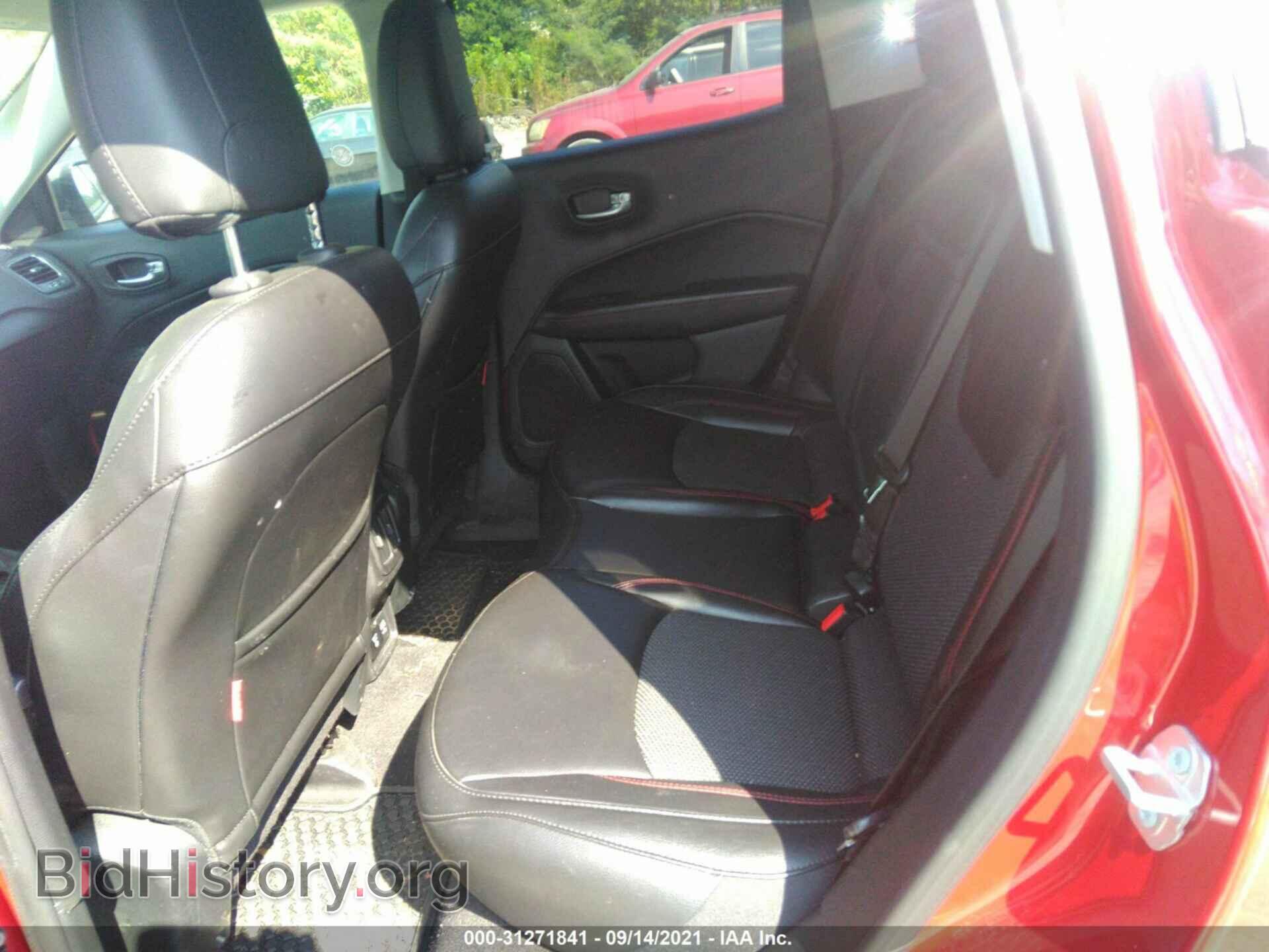 2019 JEEP COMPASS - VIN: 3C4NJDDB6KT688209 - Фото 8
