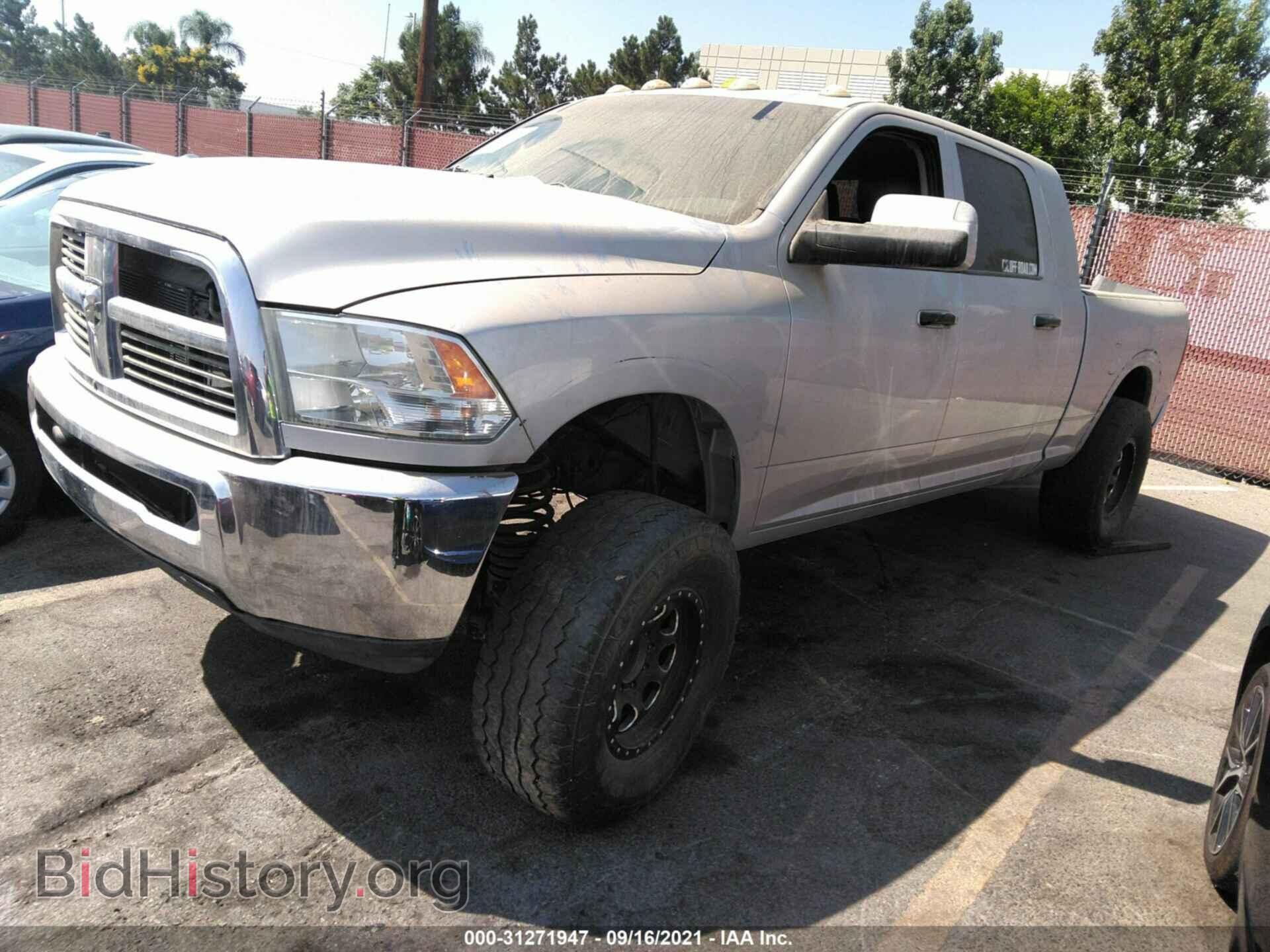 2011 RAM 2500 - VIN: 3D7UT2HL2BG550551 - Фото 2