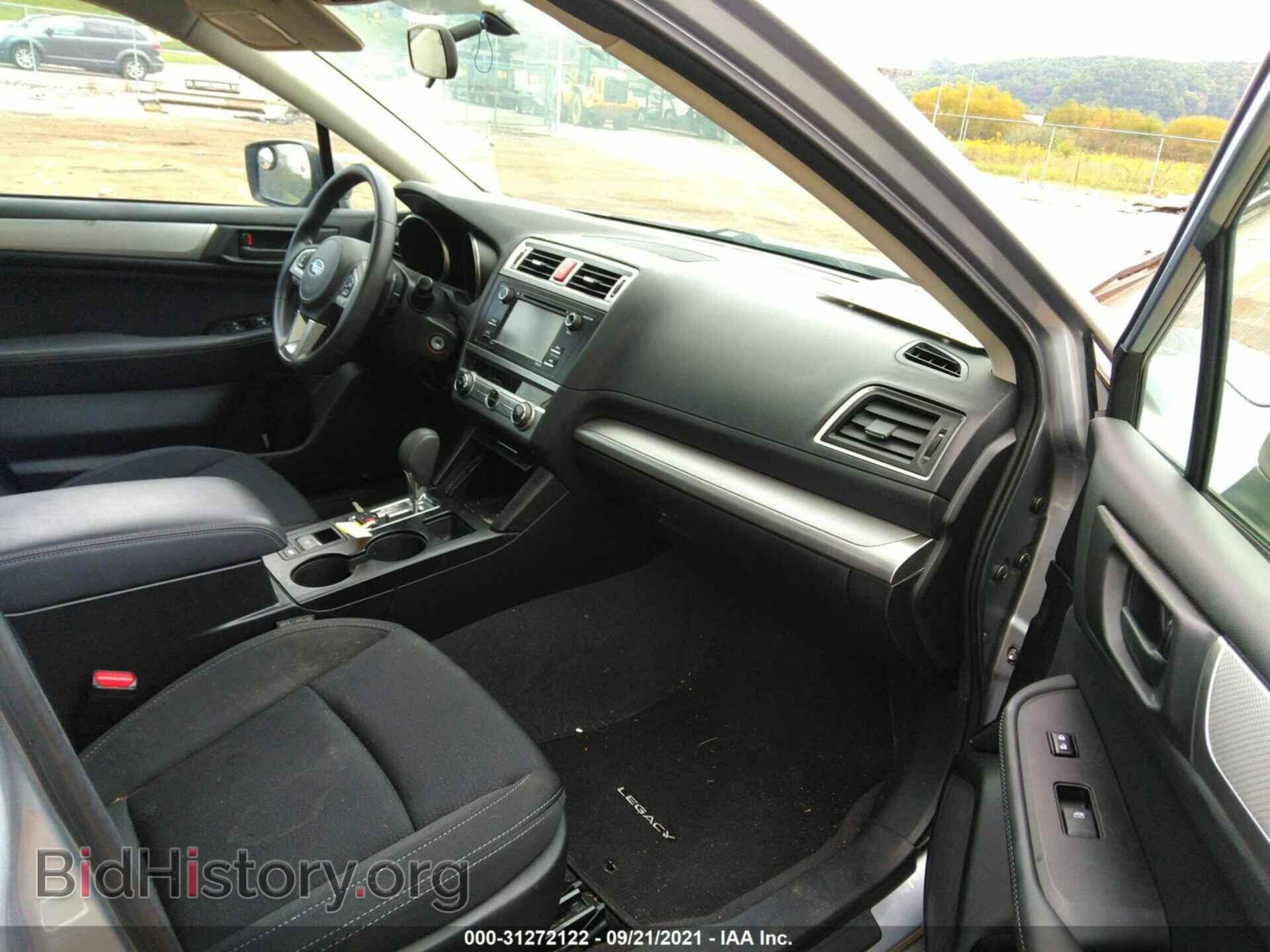 2017 SUBARU LEGACY - VIN: 4S3BNAA61H3066201 - Фото 5