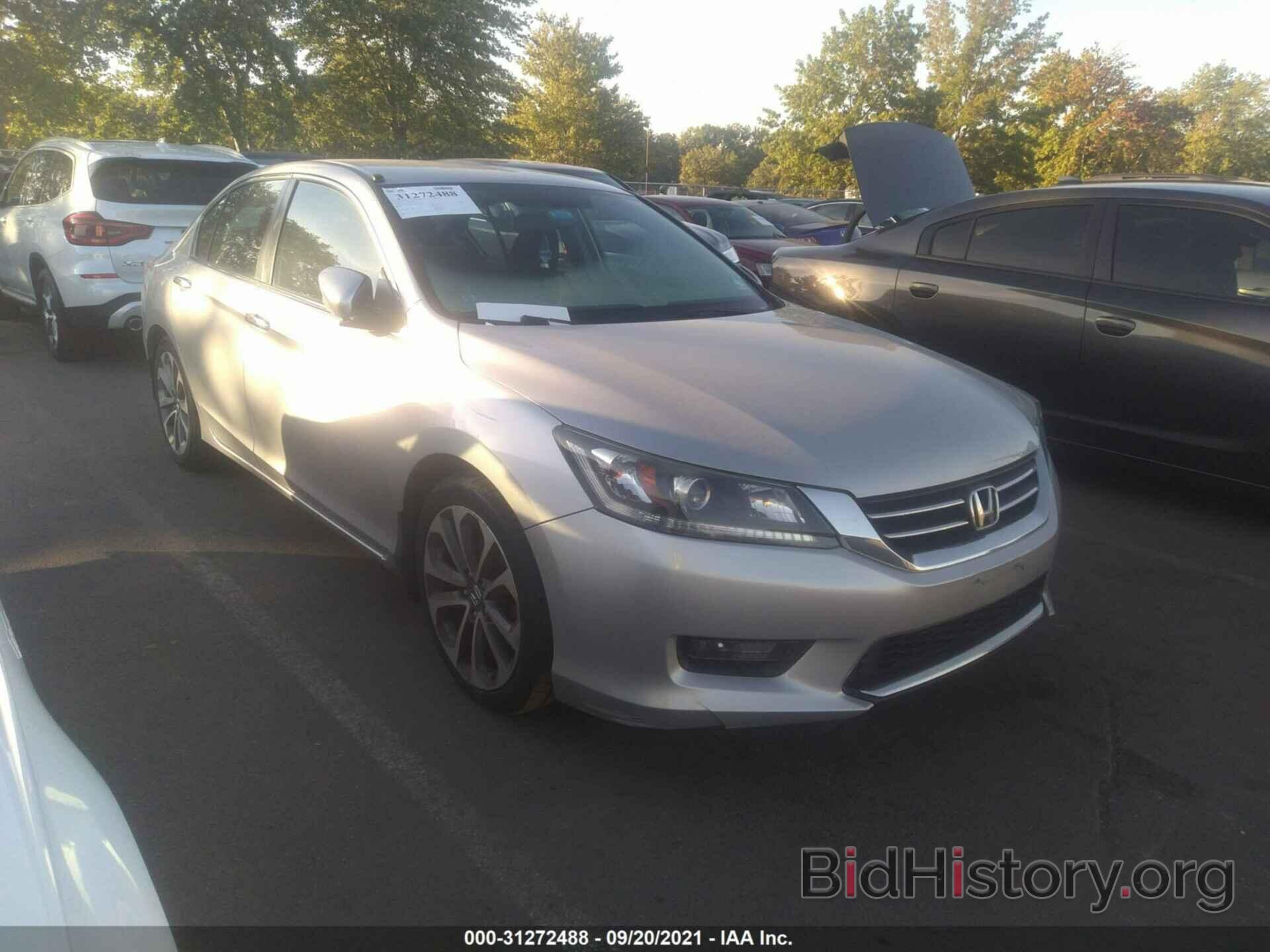 Photo 1HGCR2F58FA176364 - HONDA ACCORD SEDAN 2015