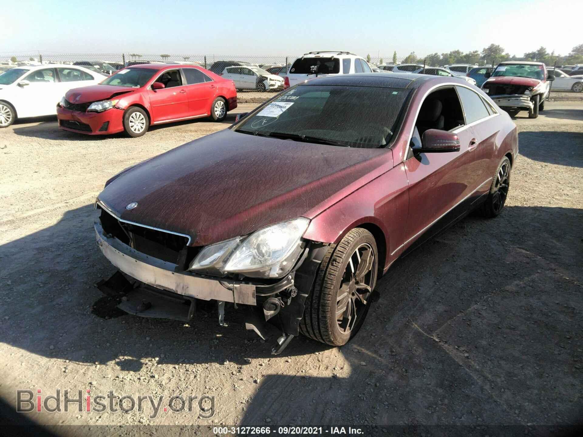 2011 MERCEDES-BENZ E-CLASS - VIN: WDDKJ5GB8BF087646 - Фото 2