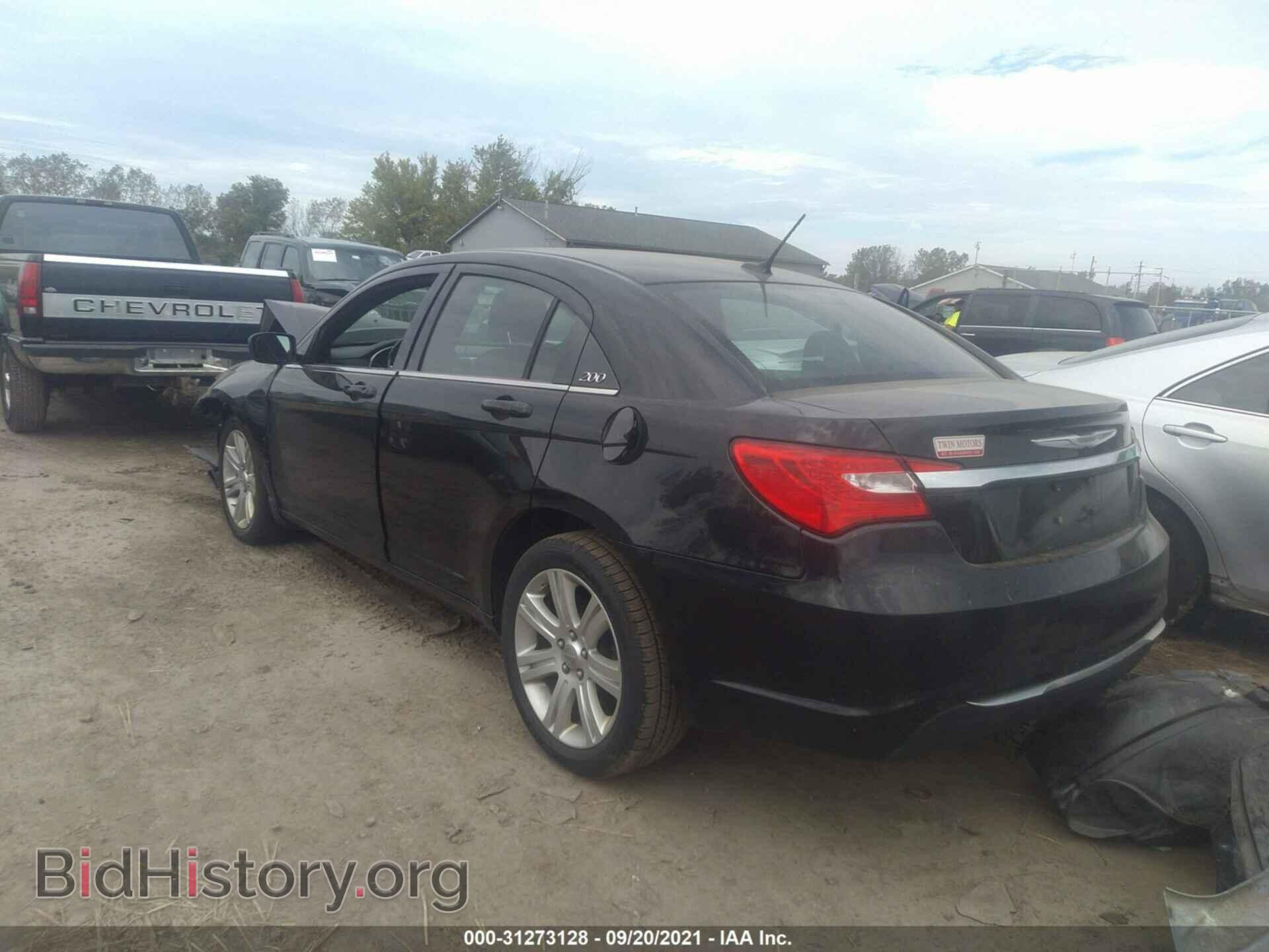 2012 CHRYSLER 200 - VIN: 1C3CCBBB3CN198065 - Фото 3
