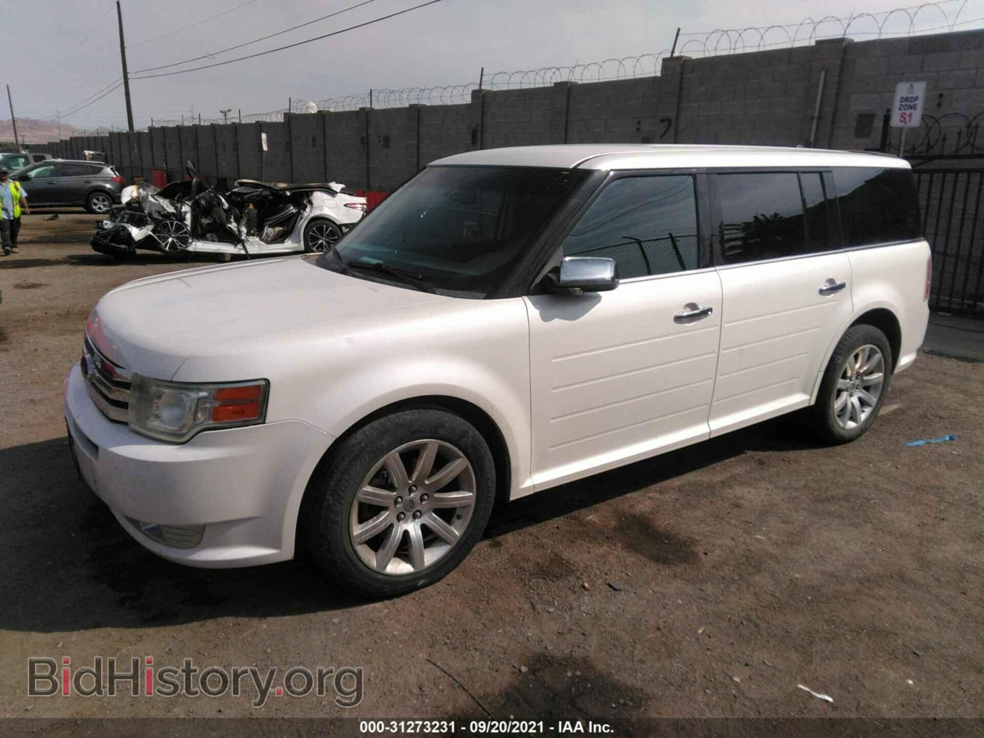 2009 FORD FLEX - VIN: 2FMEK63C09BA24766 - Фото 2