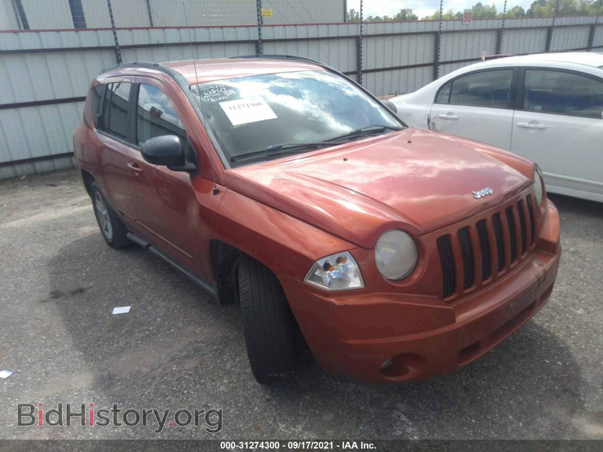 Photo 1J4NT4FBXAD628617 - JEEP COMPASS 2010