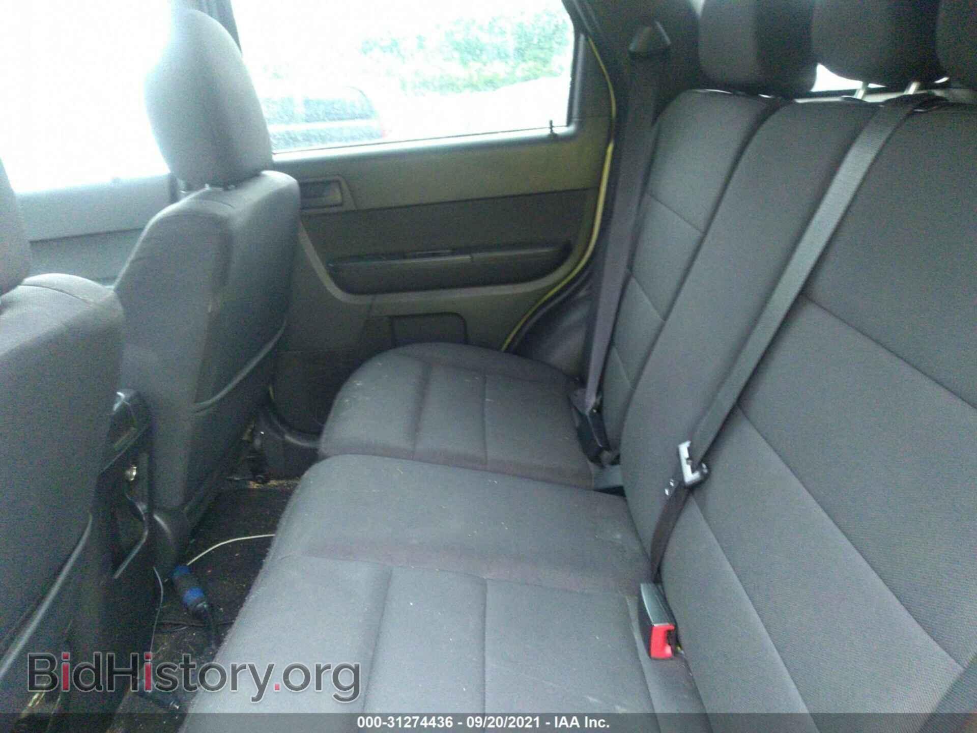 2011 FORD ESCAPE - VIN: 1FMCU0DG4BKB05295 - Фото 8