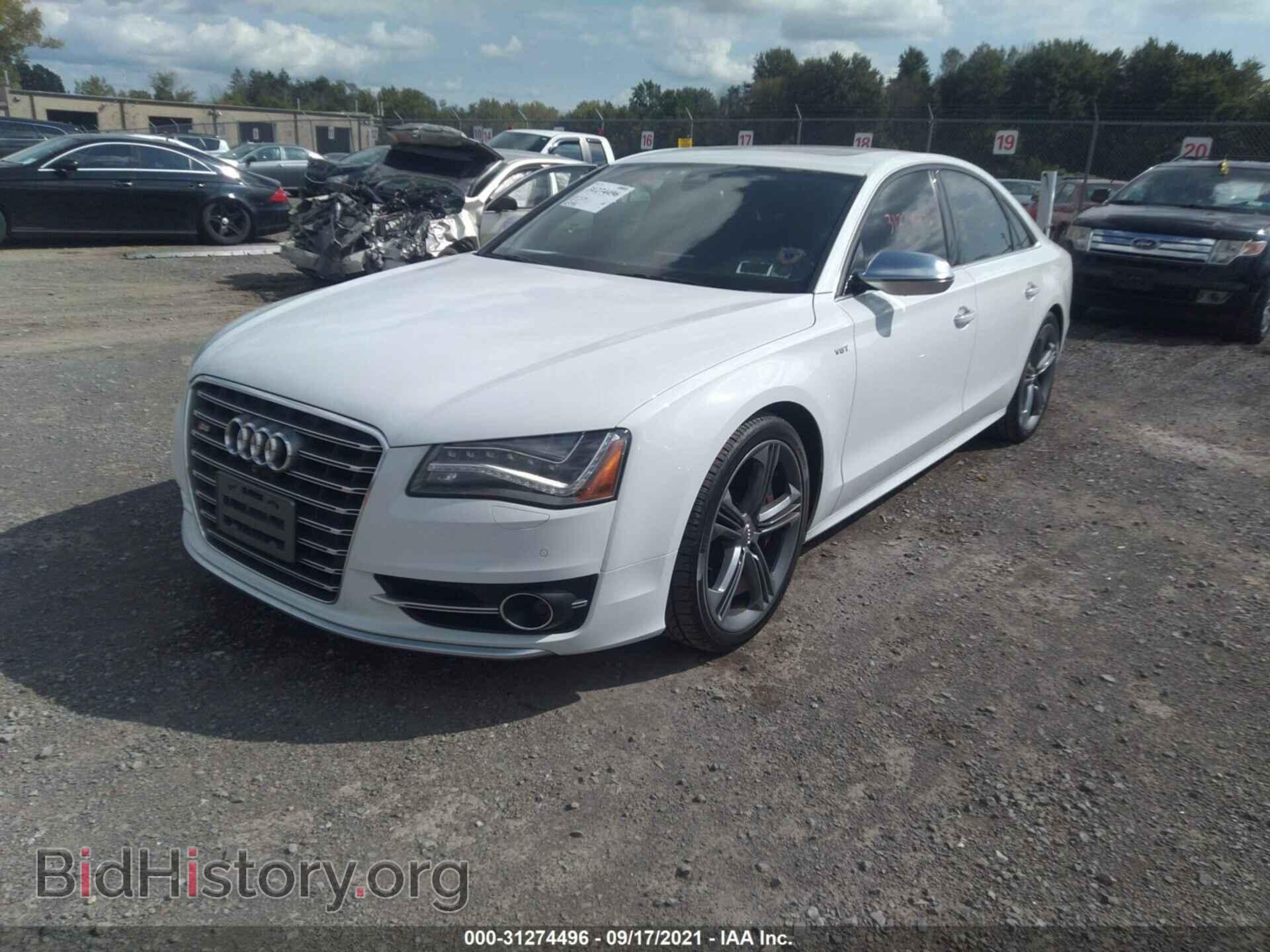 2013 AUDI S8 - VIN: WAUD2AFDXDN032570 - Фото 2