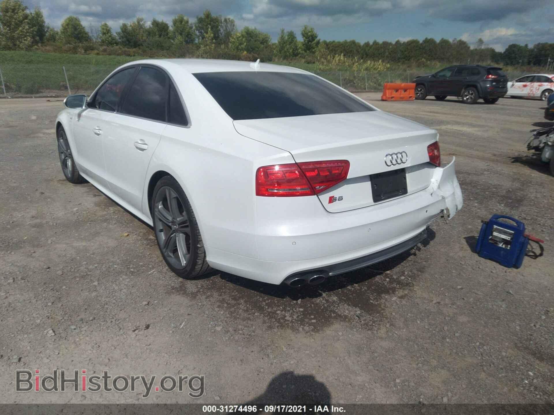 2013 AUDI S8 - VIN: WAUD2AFDXDN032570 - Фото 3