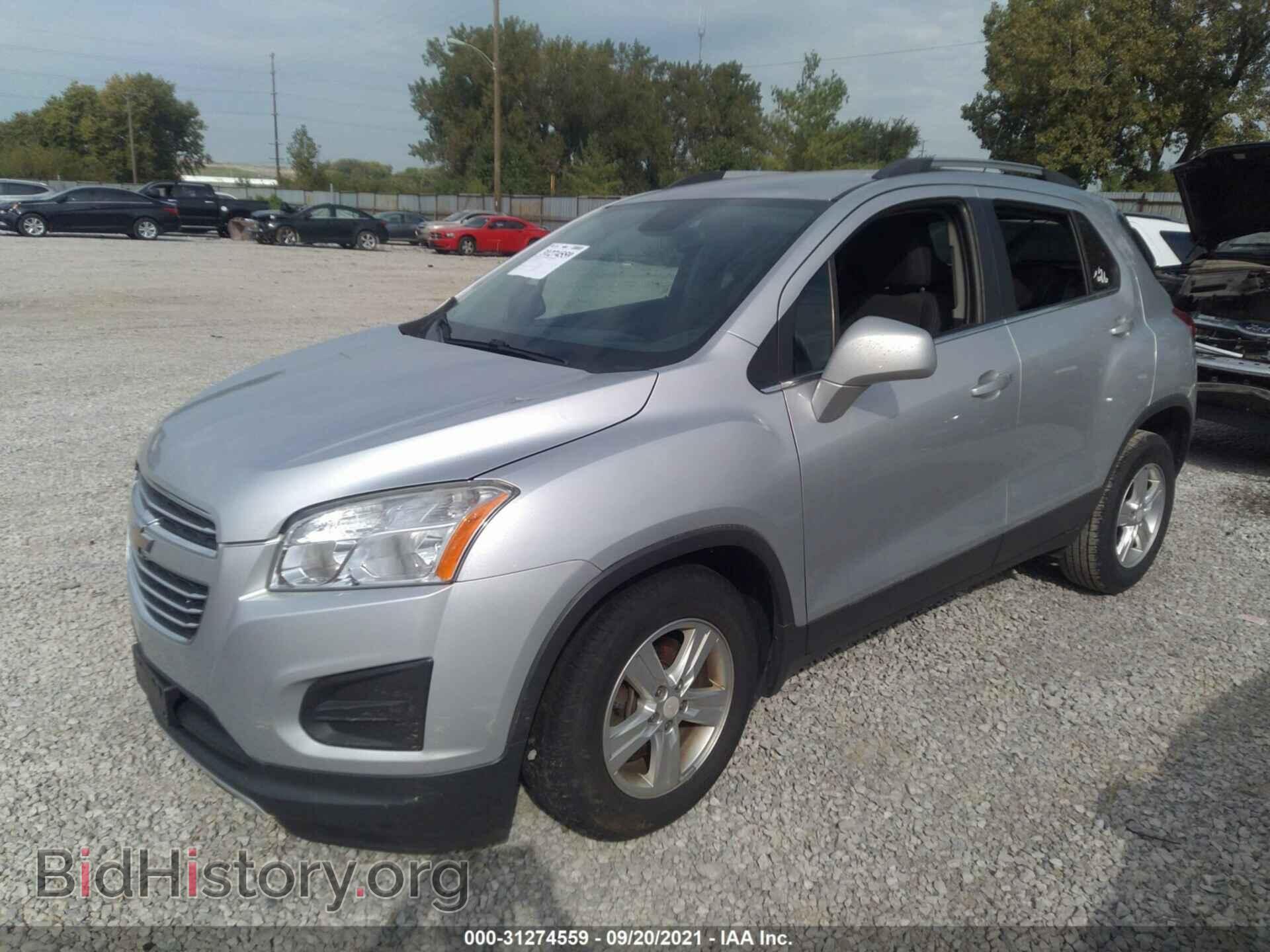 2016 CHEVROLET TRAX - VIN: 3GNCJLSB0GL130746 - Фото 2