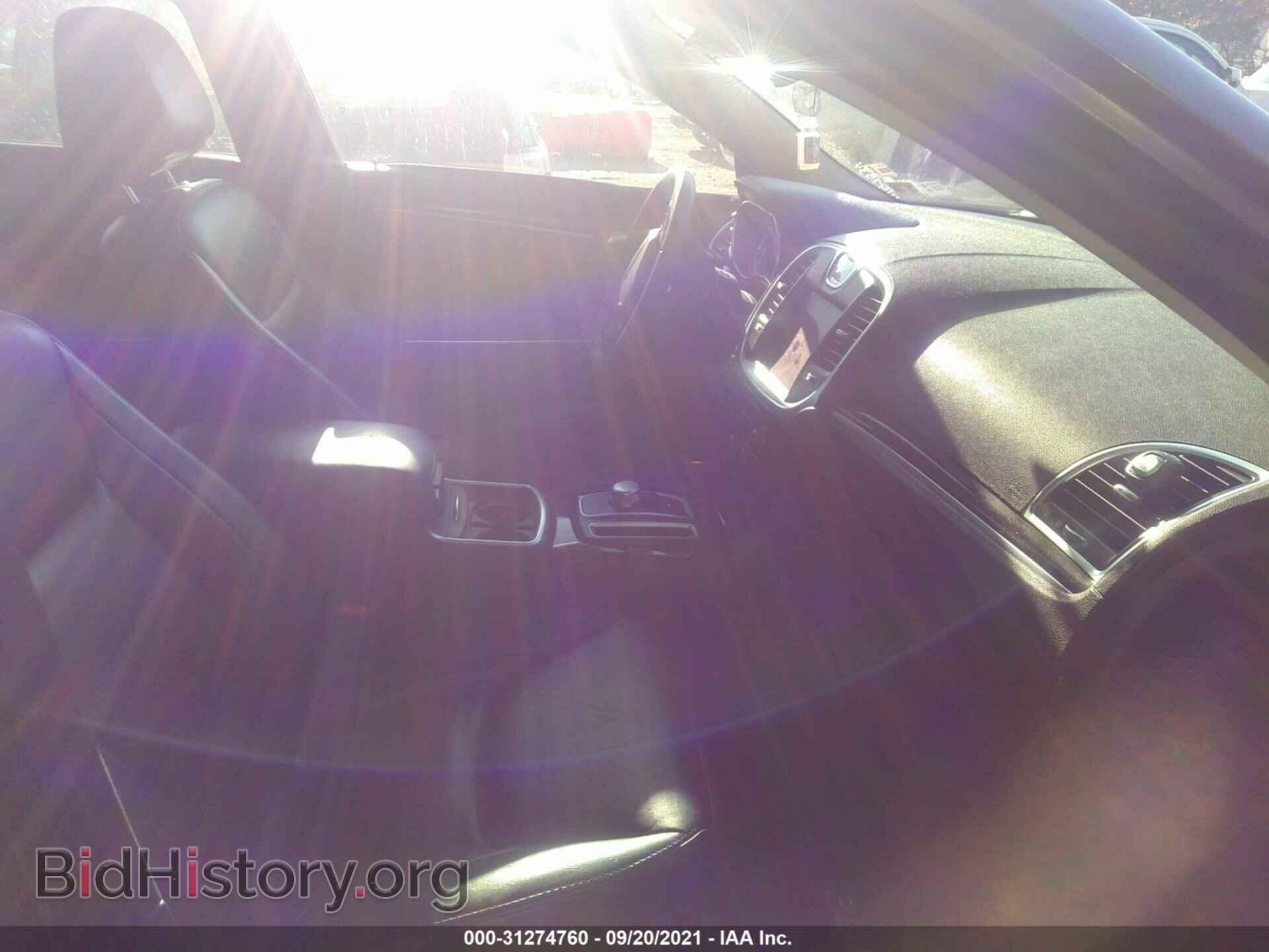2017 CHRYSLER 300 - VIN: 2C3CCAAG4HH662004 - Фото 5