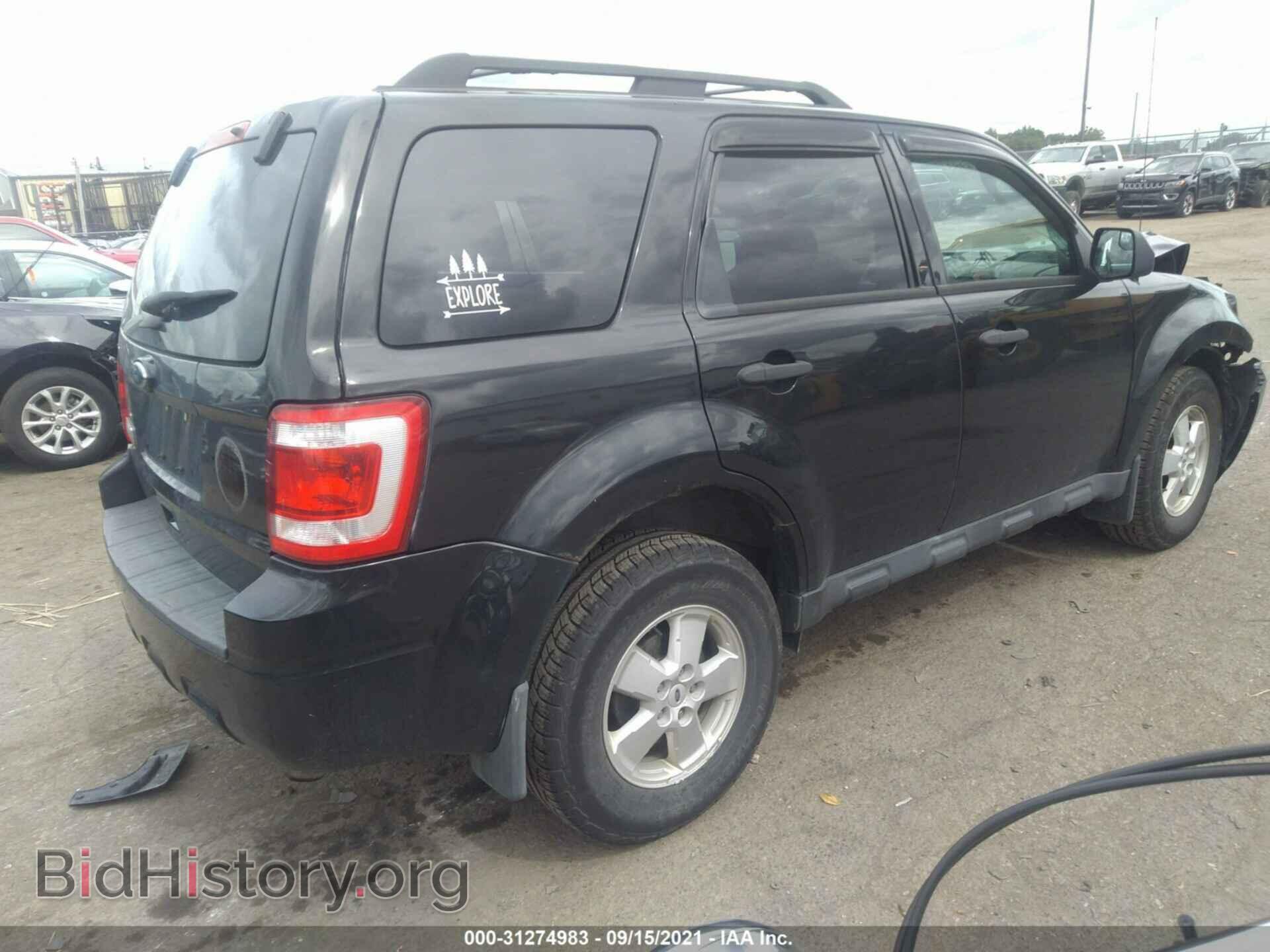 2011 FORD ESCAPE - VIN: 1FMCU0D73BKB76181 - Фото 4
