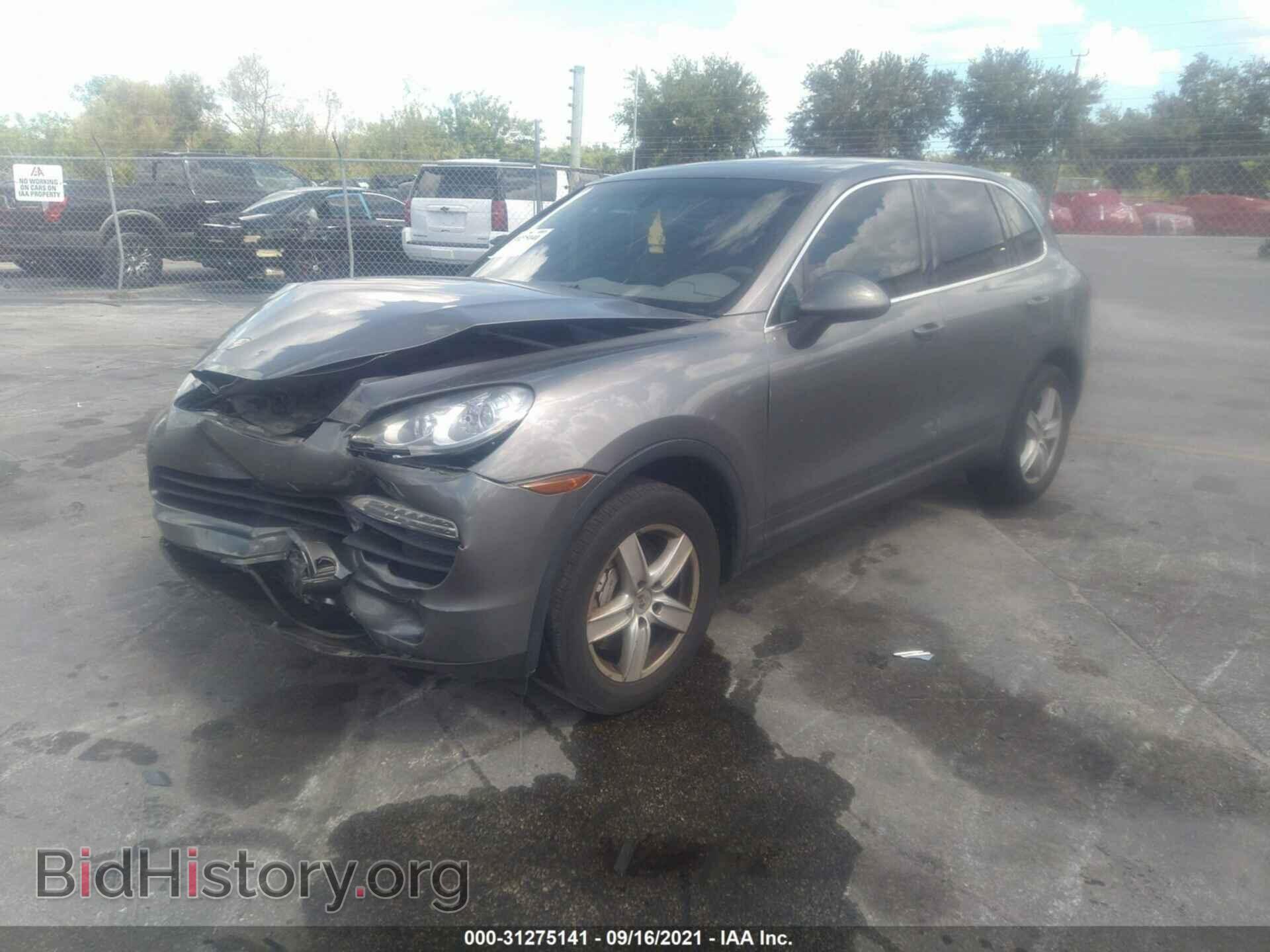 2013 PORSCHE CAYENNE - VIN: WP1AB2A27DLA80197 - Фото 2
