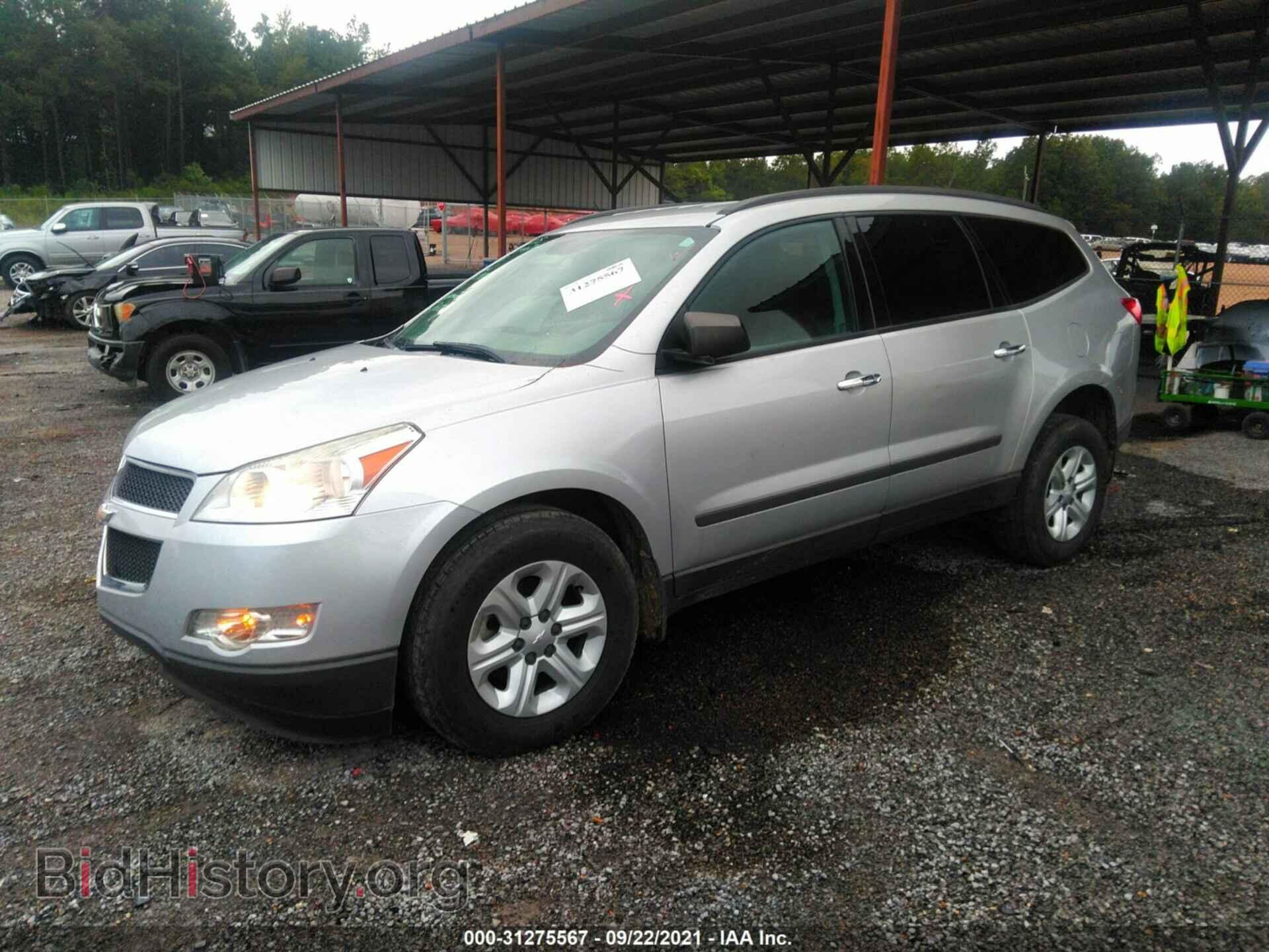 2012 CHEVROLET TRAVERSE - VIN: 1GNKRFED7CJ182461 - Фото 2