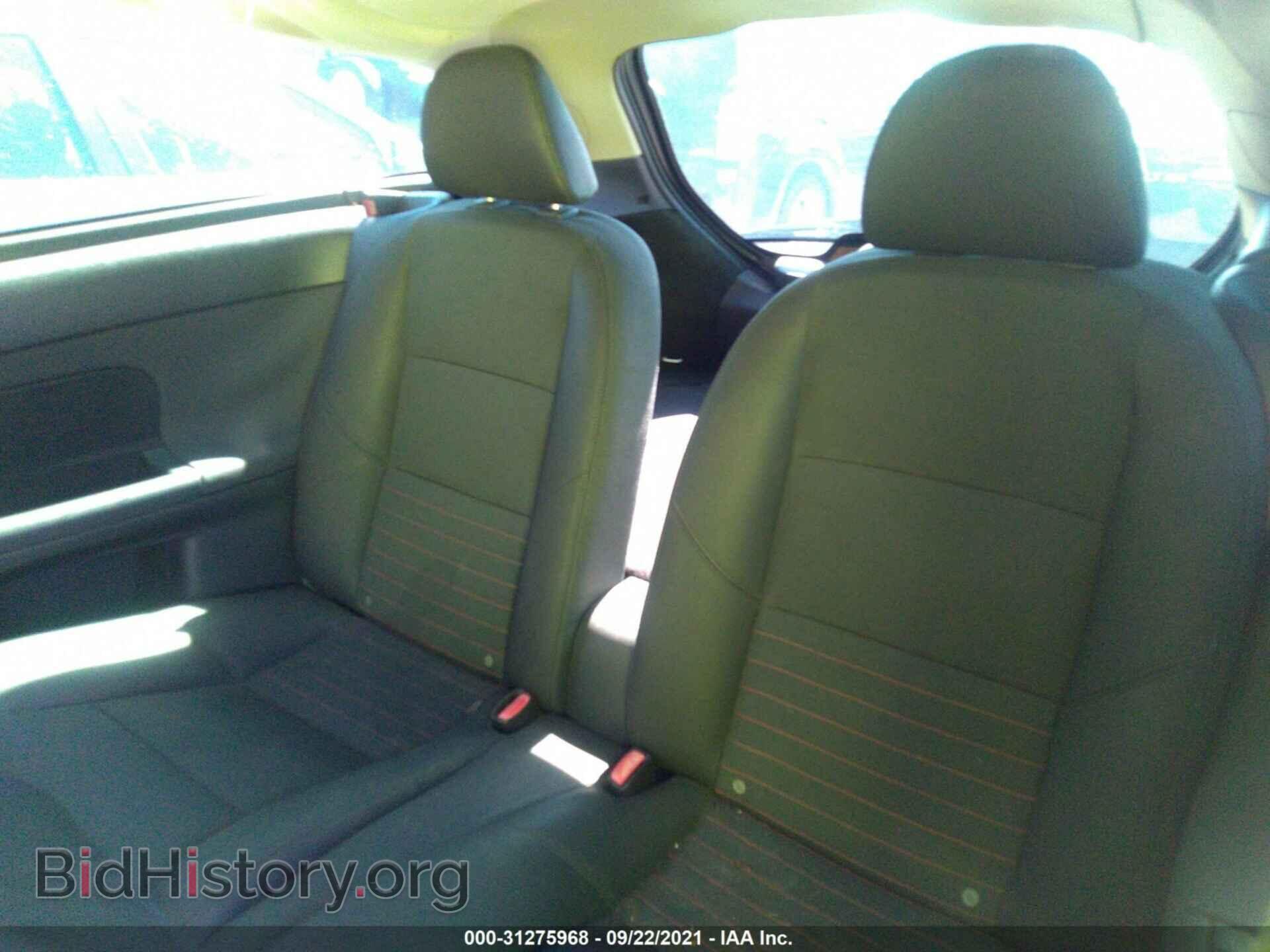 2011 VOLVO C30 - VIN: YV1672MK4B2210812 - Фото 8